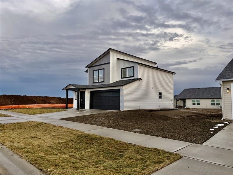 13427 W Crosswinds Ave - Photo 2