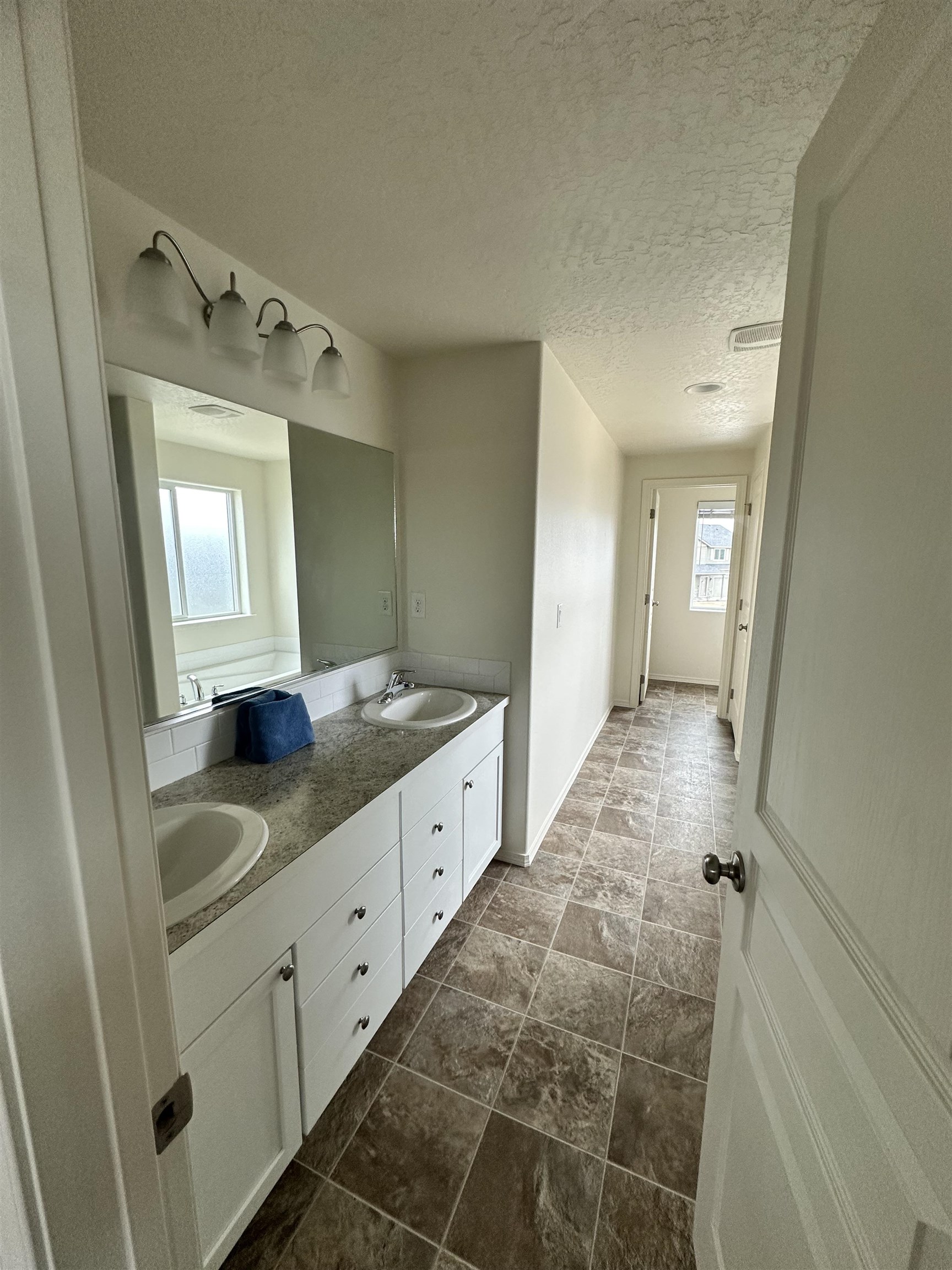 735 Grouse Ct - Photo 26