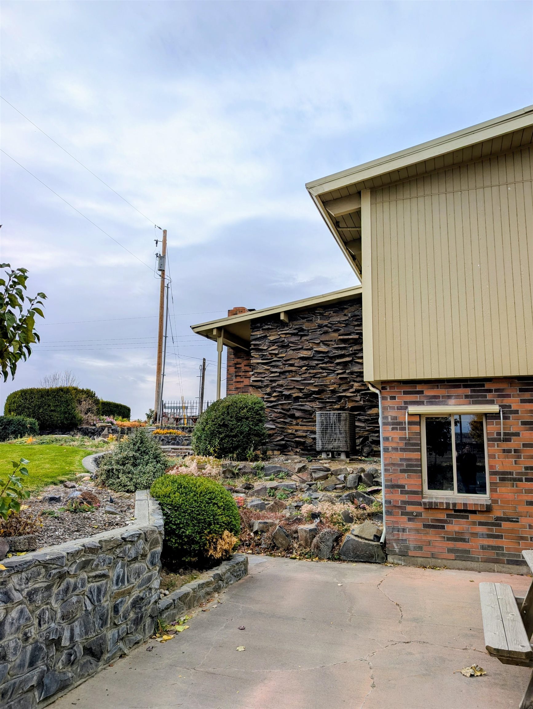 2175 W McManamon Rd - Photo 4