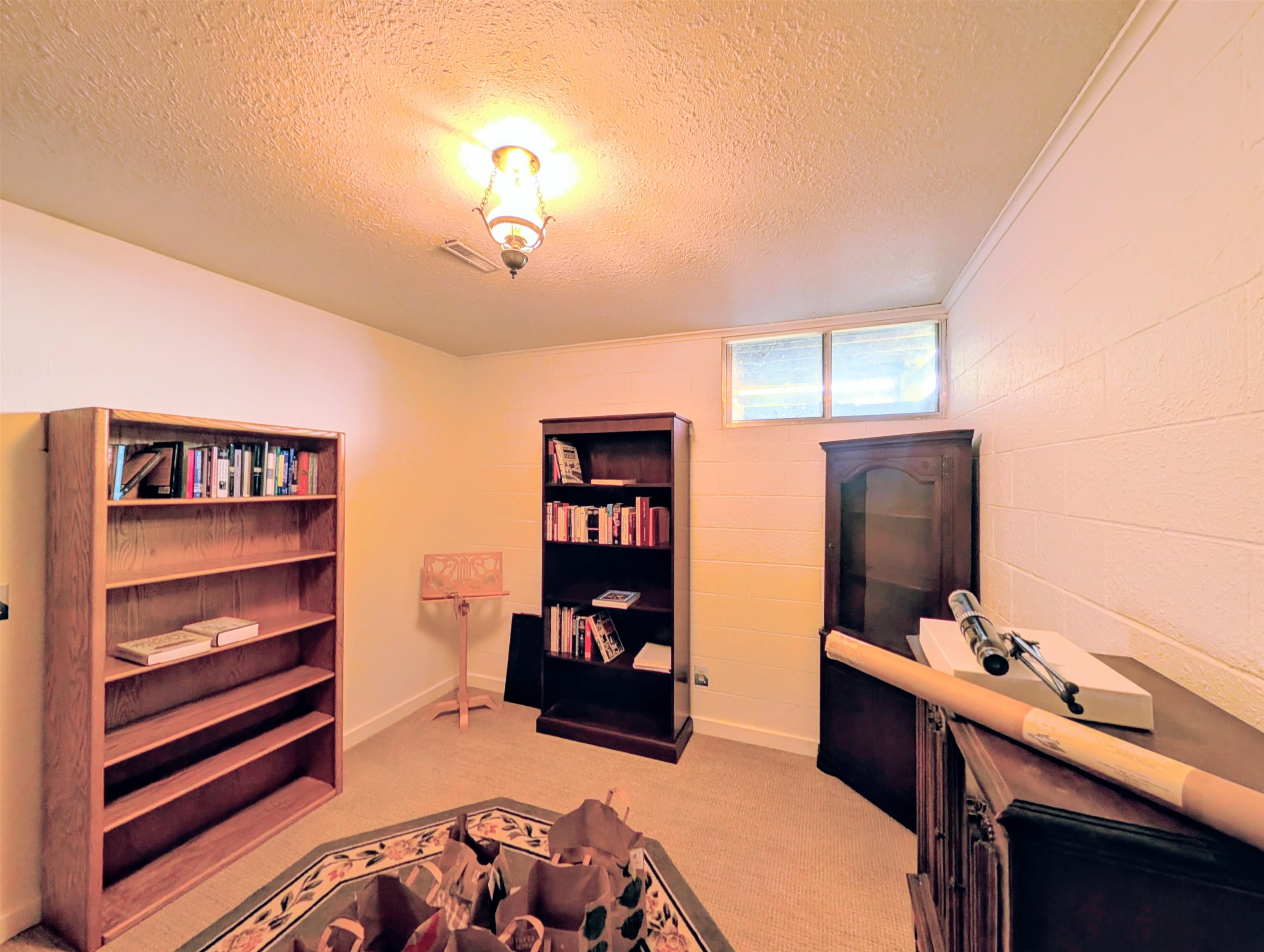2175 W McManamon Rd - Photo 32