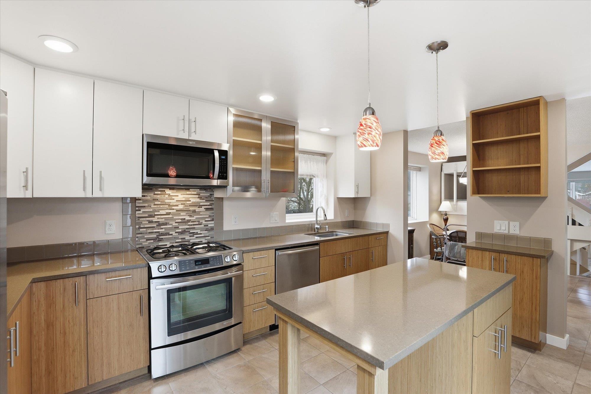 1310 E 56th Ave - Photo 3