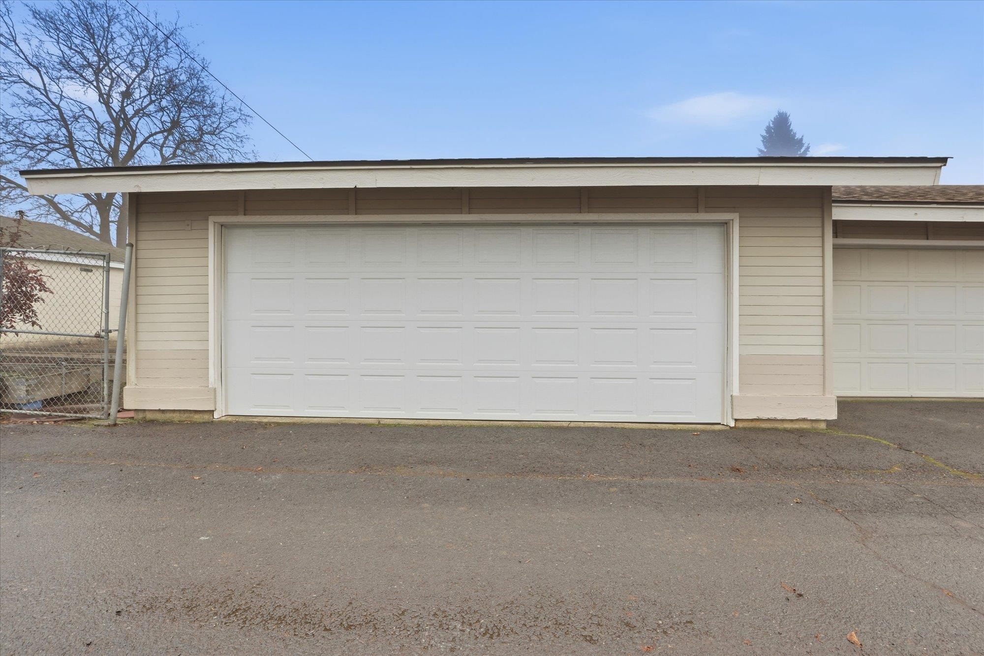 1310 E 56th Ave - Photo 31