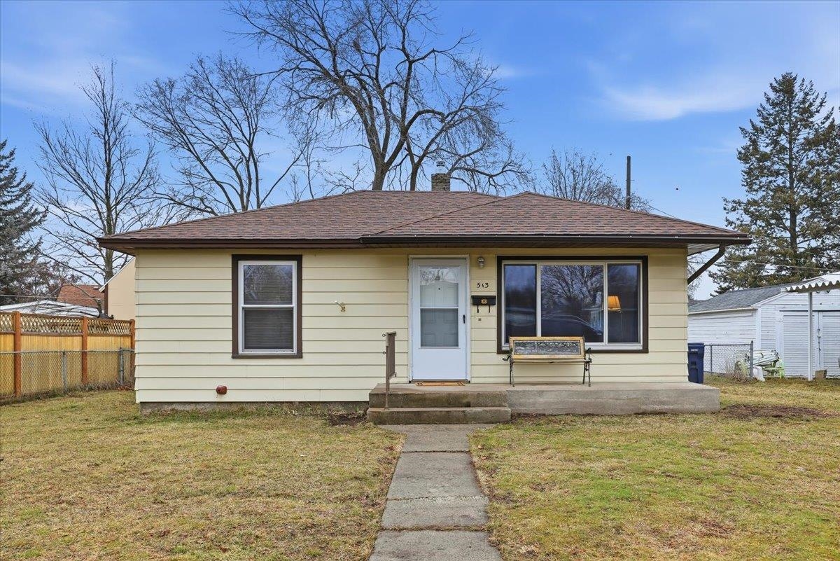513 E Dave Ct - Photo 1