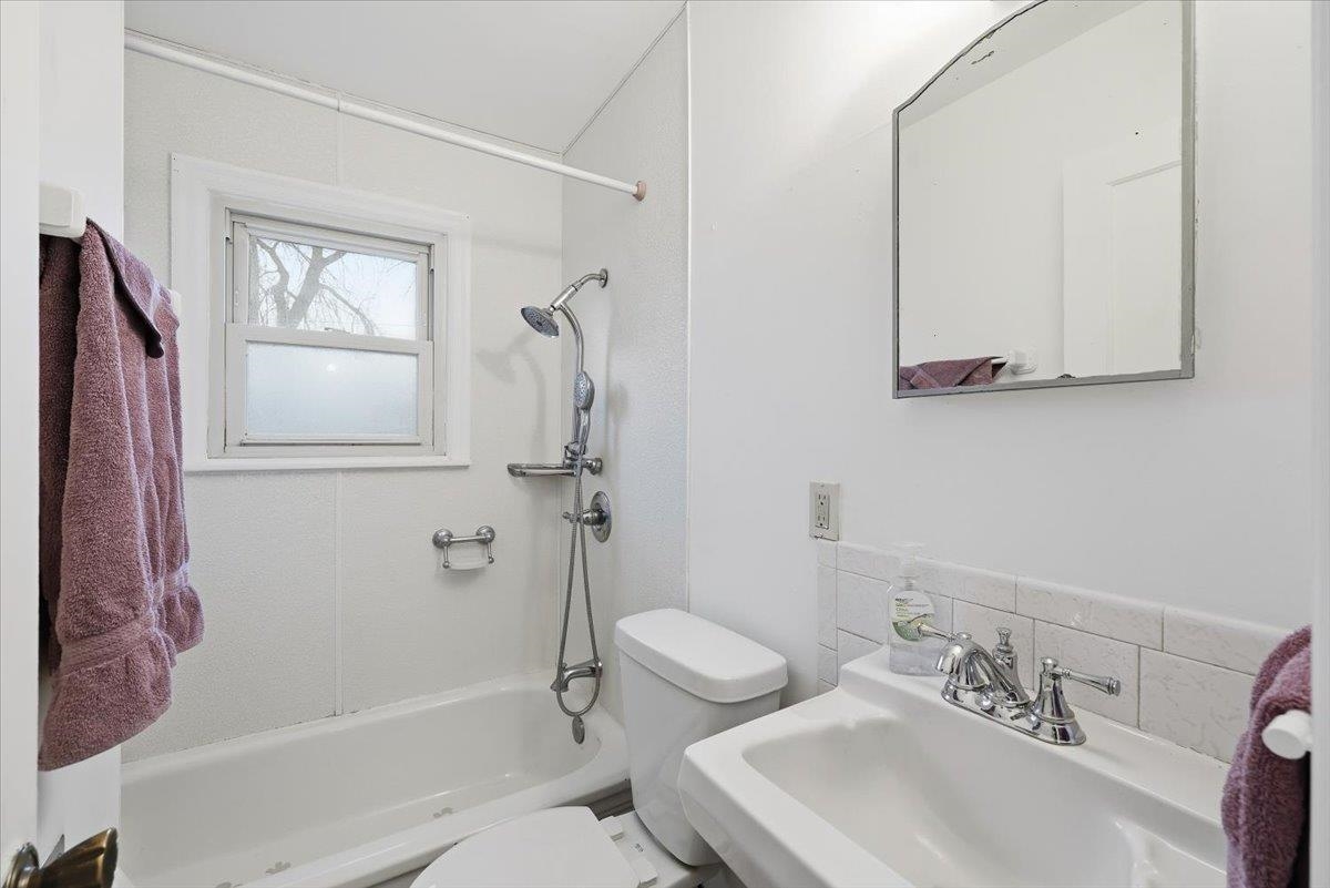 513 E Dave Ct - Photo 13