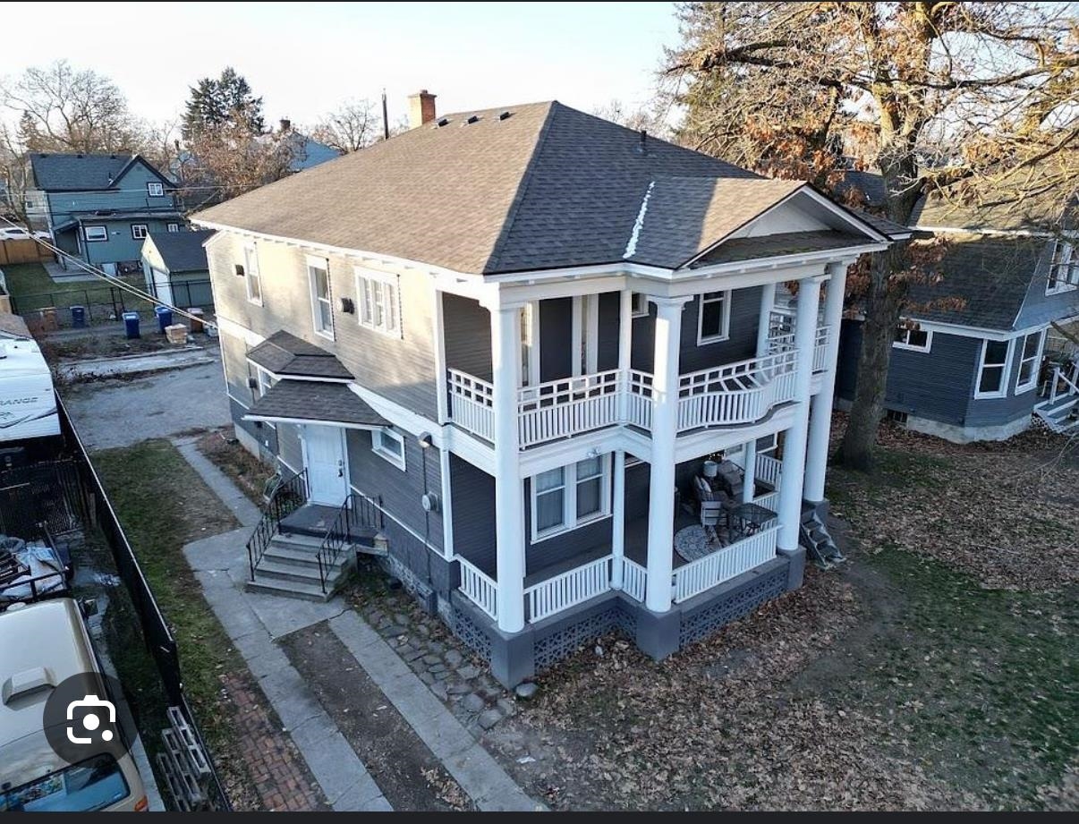 1119 W Augusta Ave - Photo 3