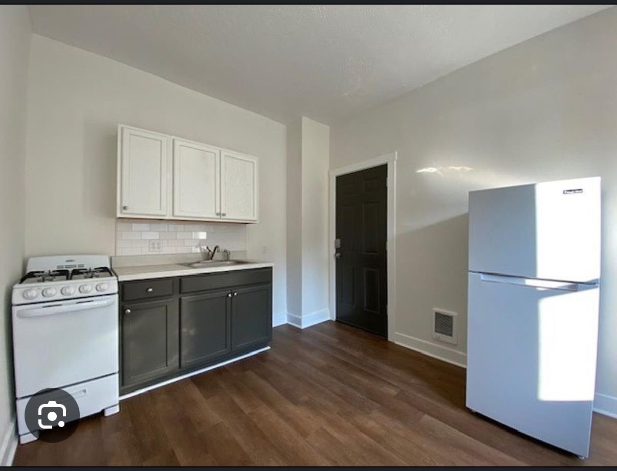 1119 W Augusta Ave - Photo 6