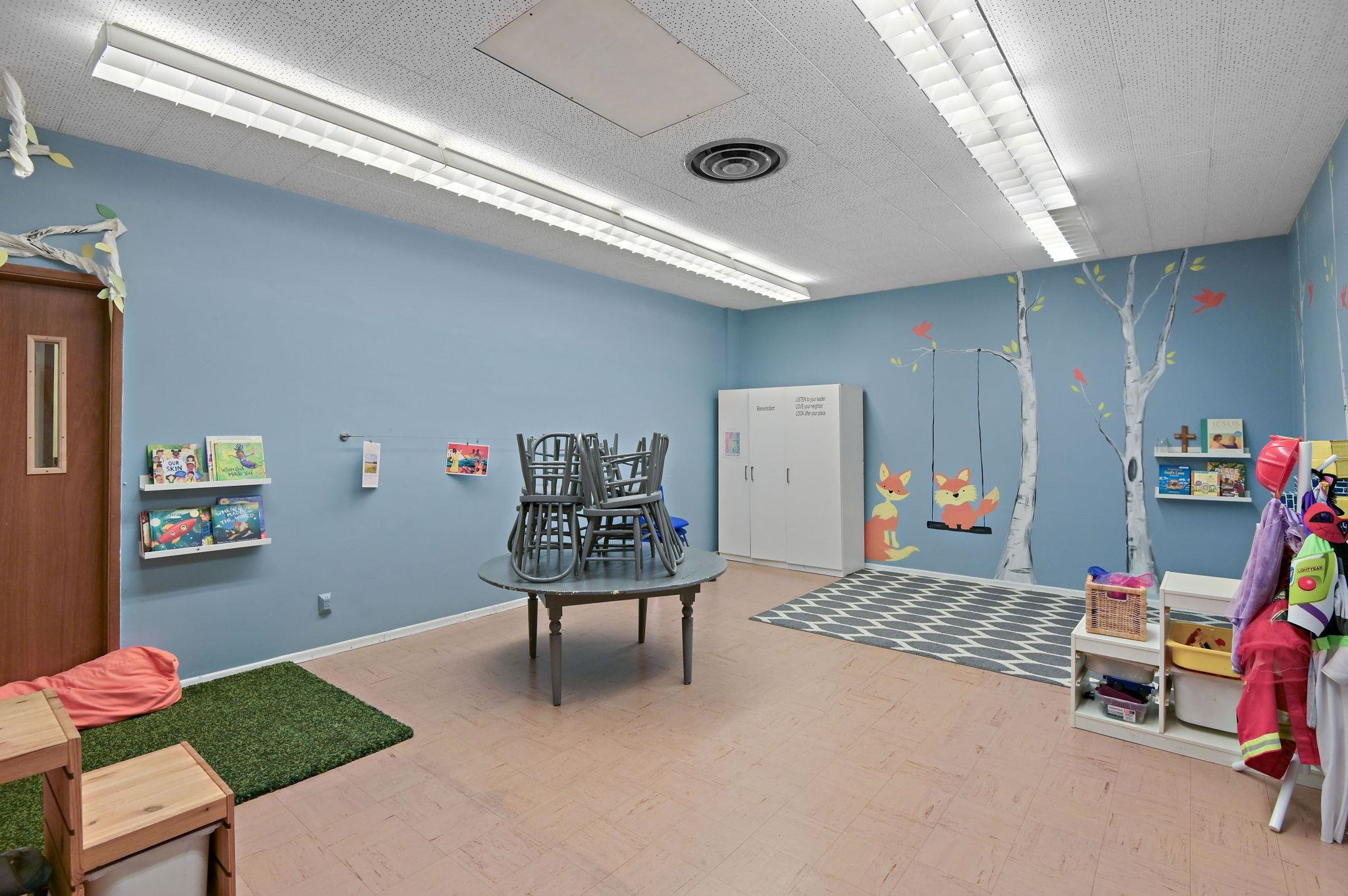 518 W 3rd Ave - Photo 17