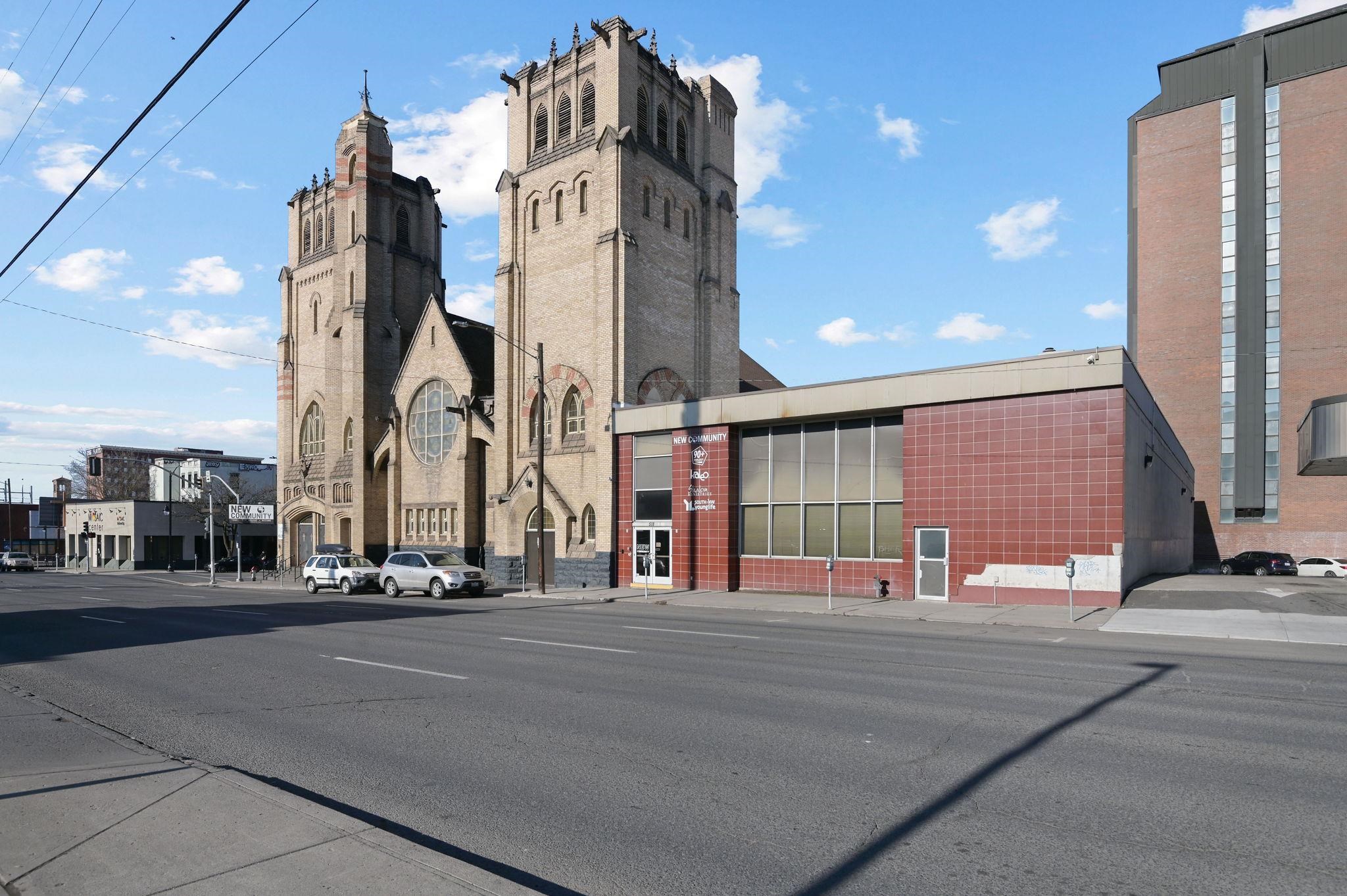 518 W 3rd Ave - Photo 4