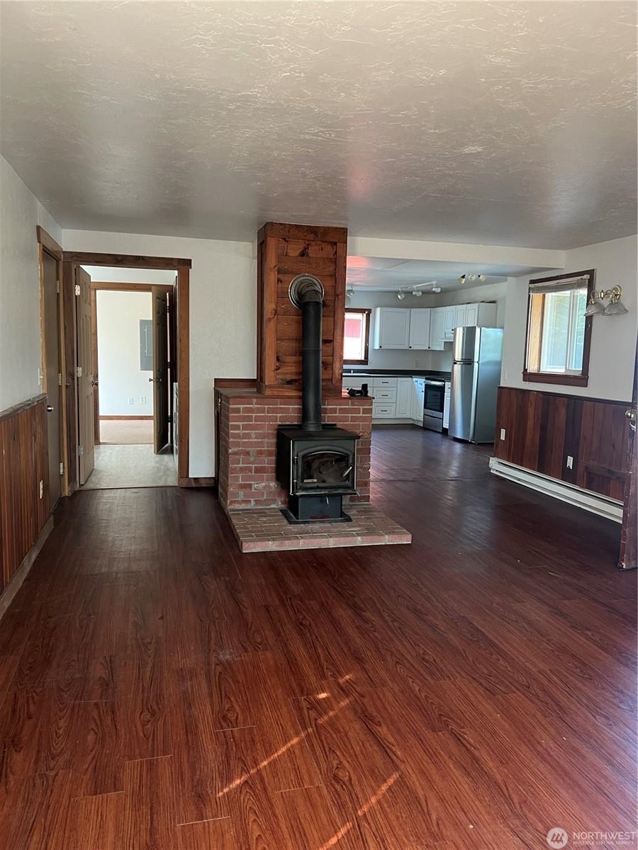 124 Main St - Photo 6
