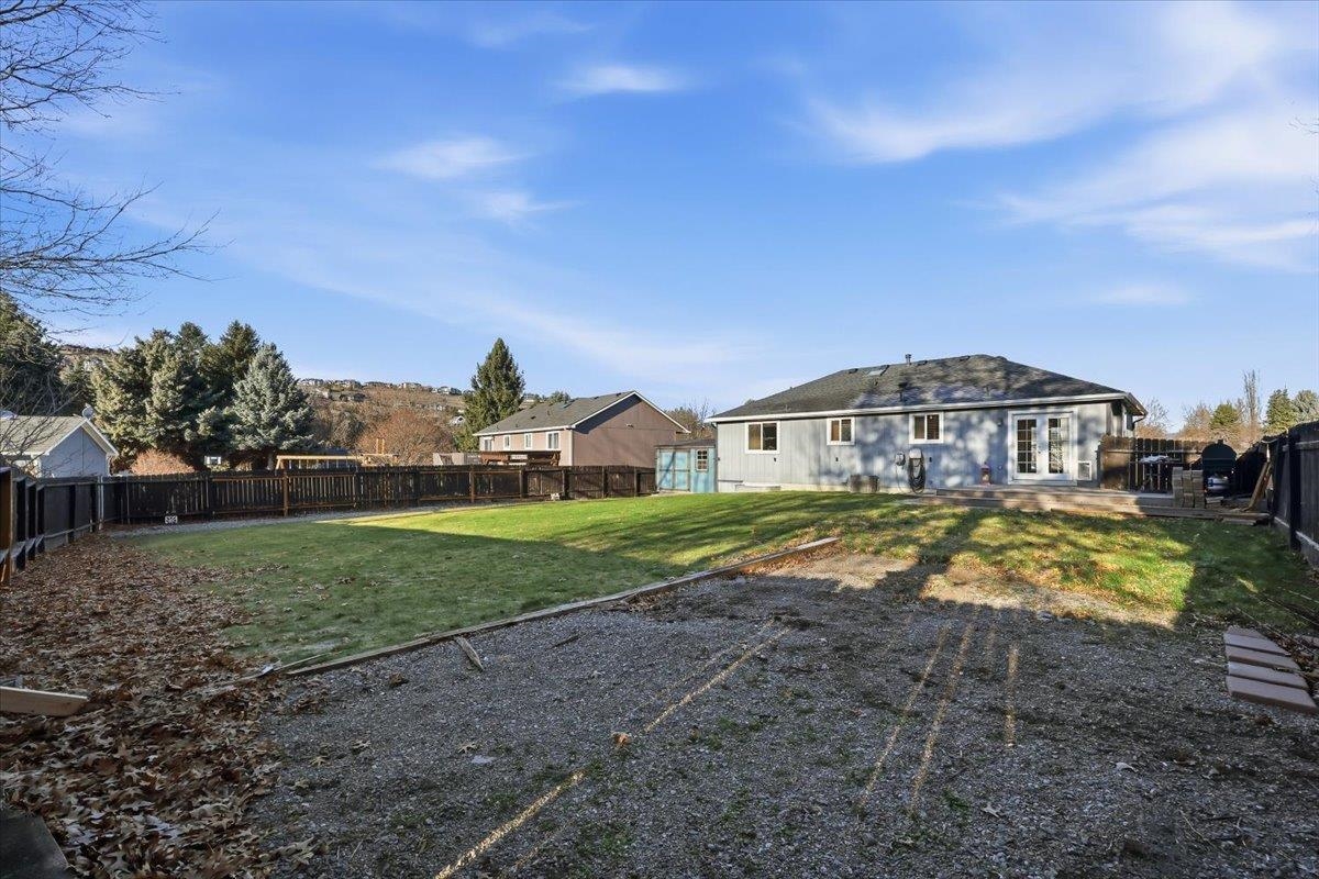 23014 E Valleyway Ave - Photo 25