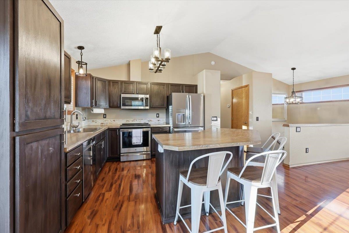 23014 E Valleyway Ave - Photo 10