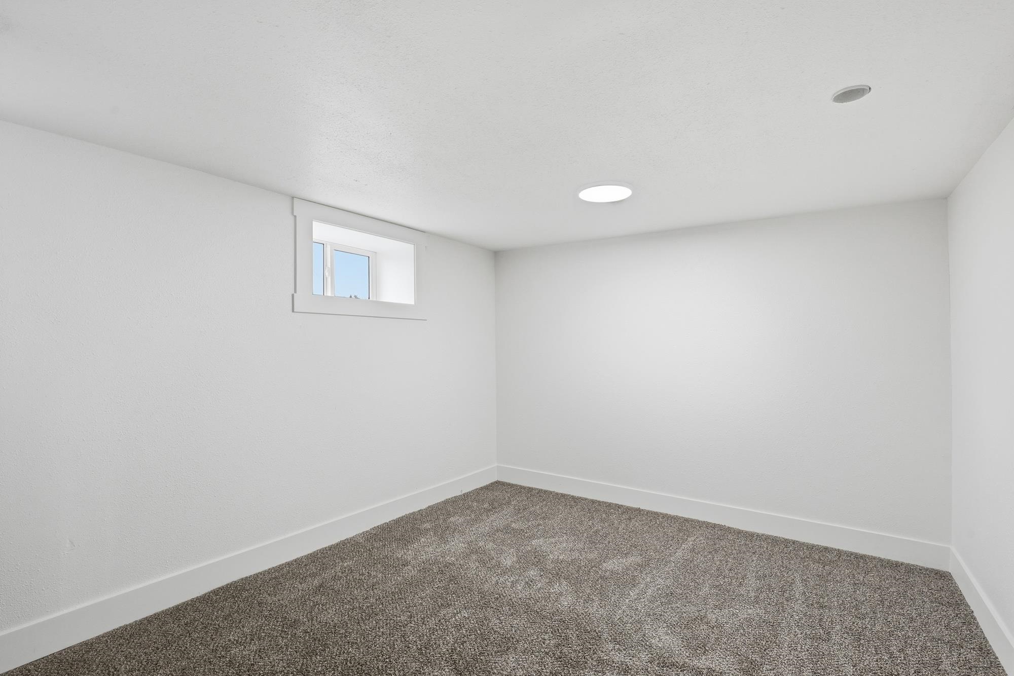 605 S Bowdish Rd - Photo 23