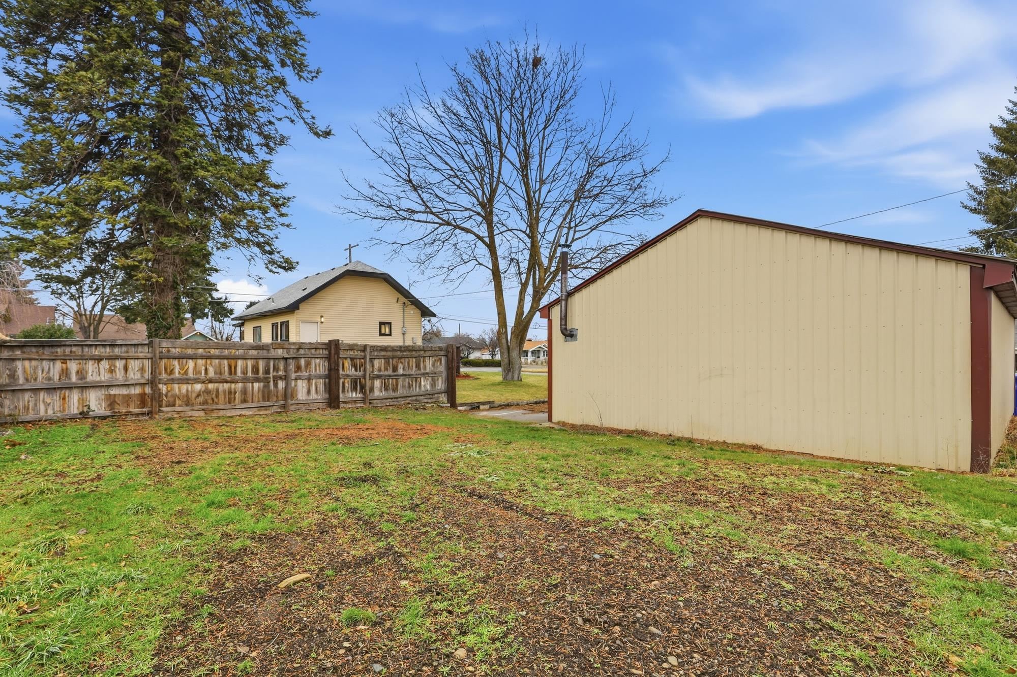 605 S Bowdish Rd - Photo 34