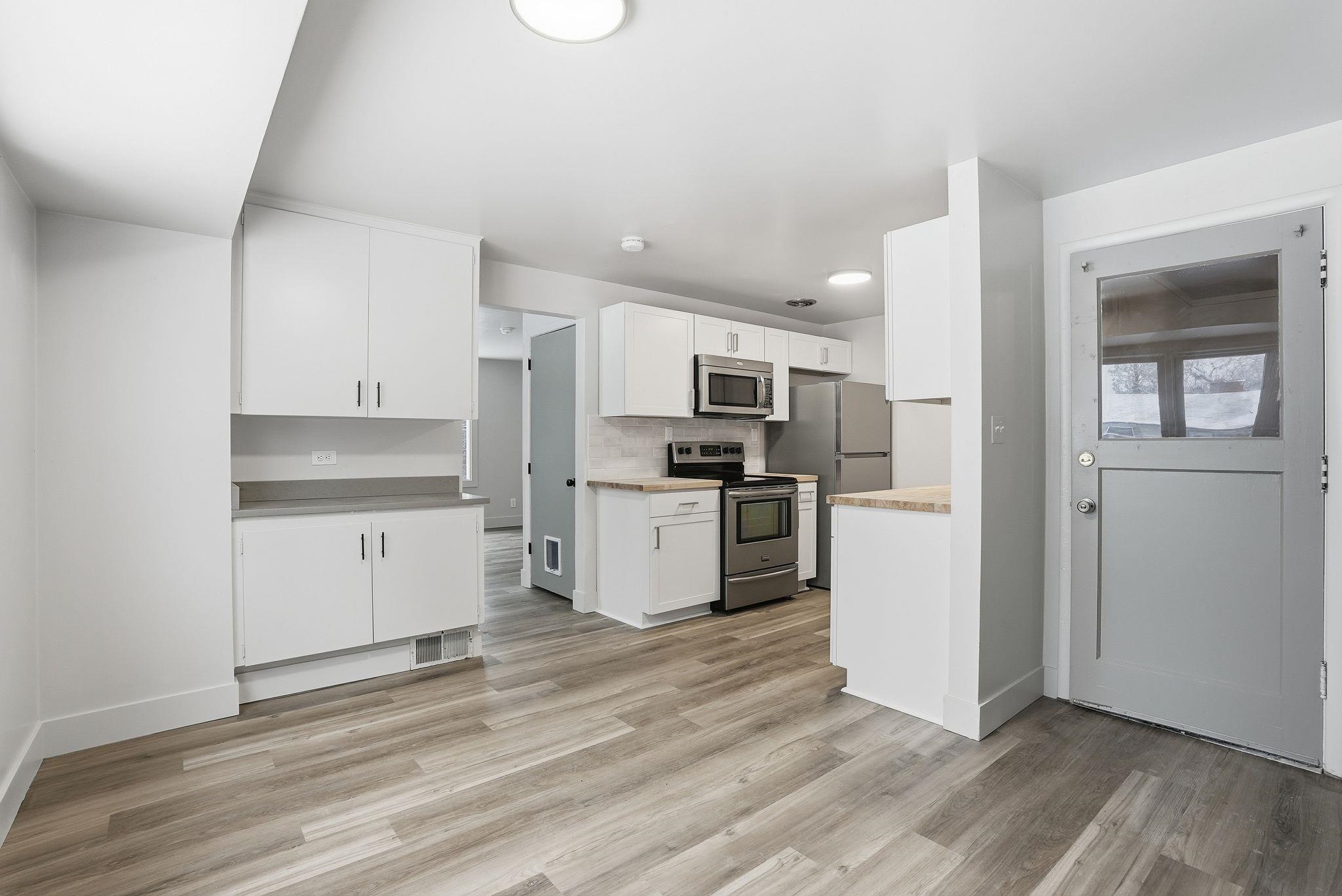3027 W Rowan Ave - Photo 8
