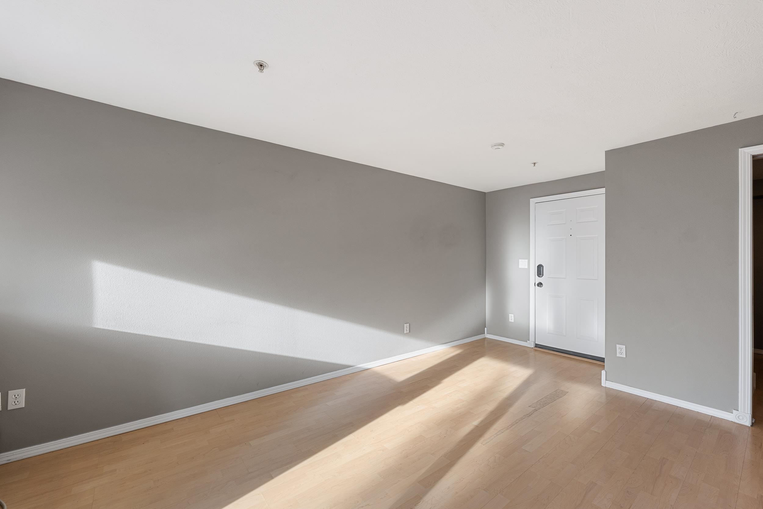 639 N Riverpoint Blvd - Photo 4
