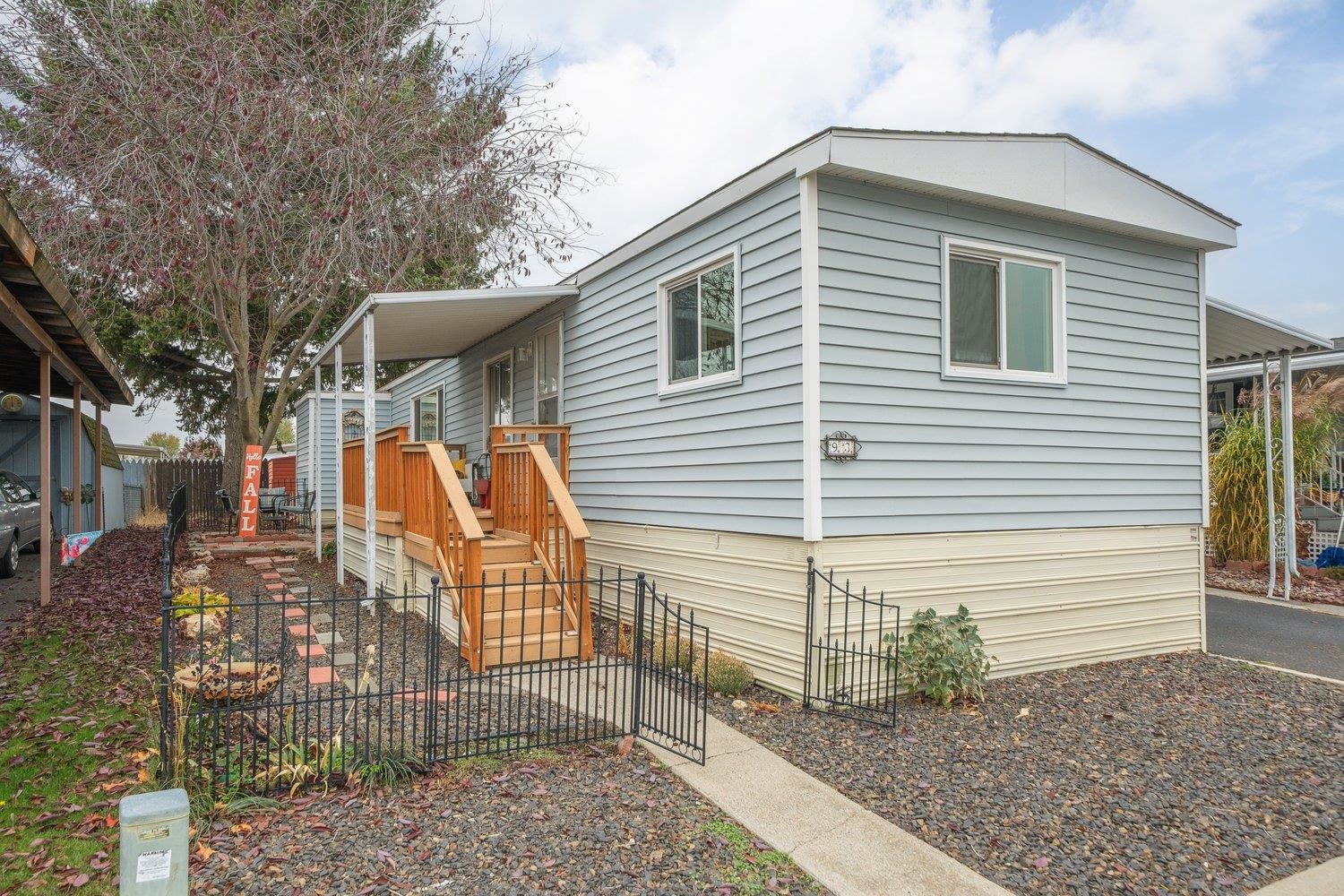 1211 E Lyons Ave - Photo 3