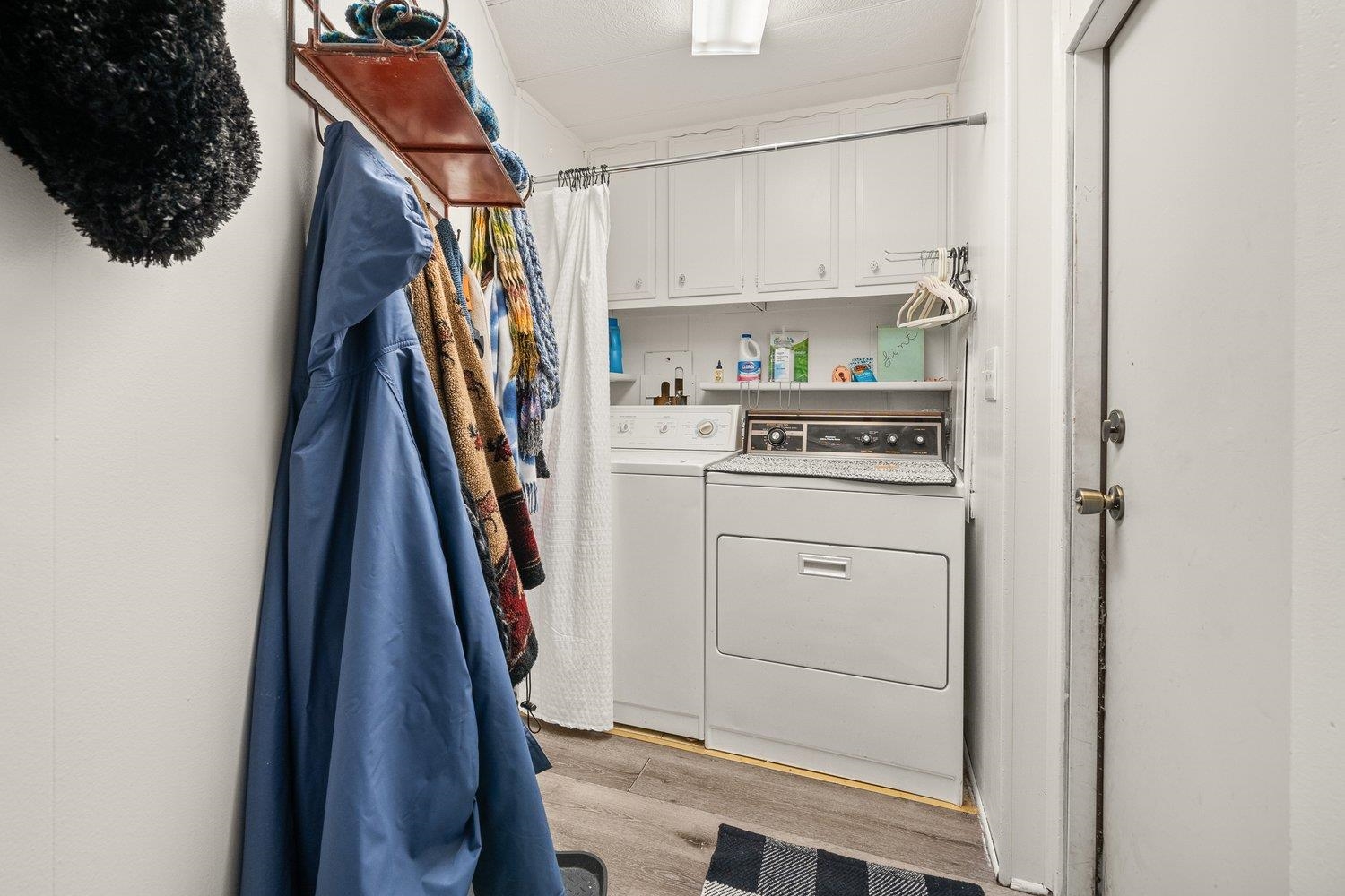 1211 E Lyons Ave - Photo 24