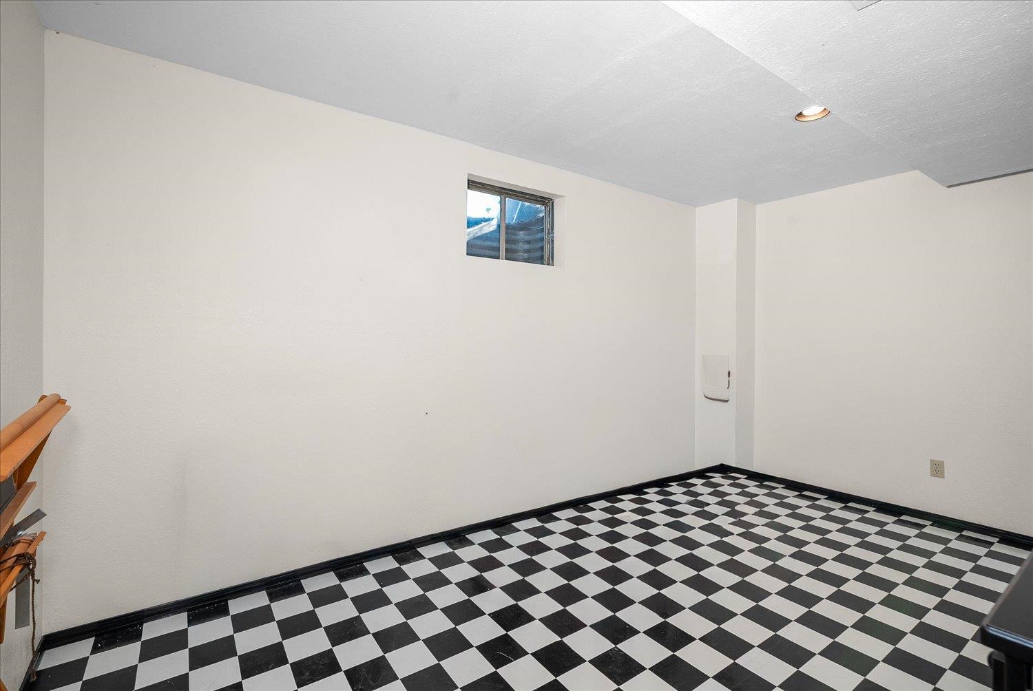 8509 N Martinson Rd - Photo 22