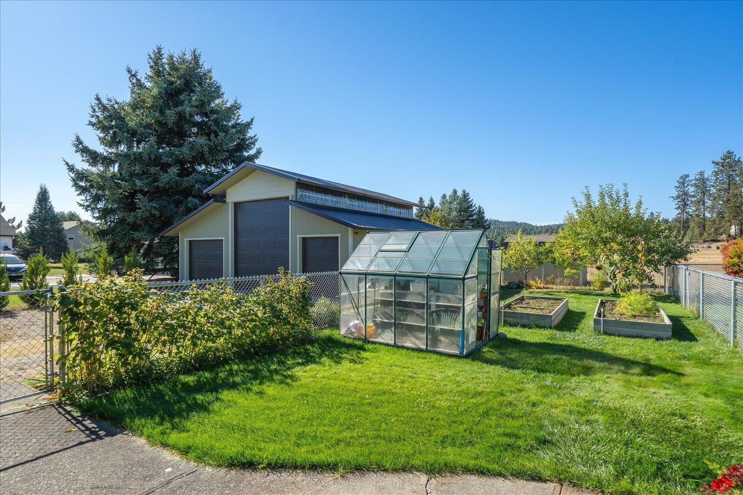 8509 N Martinson Rd - Photo 36