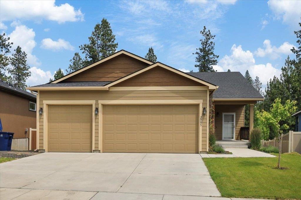 2905 S Custer Ln - Photo 1