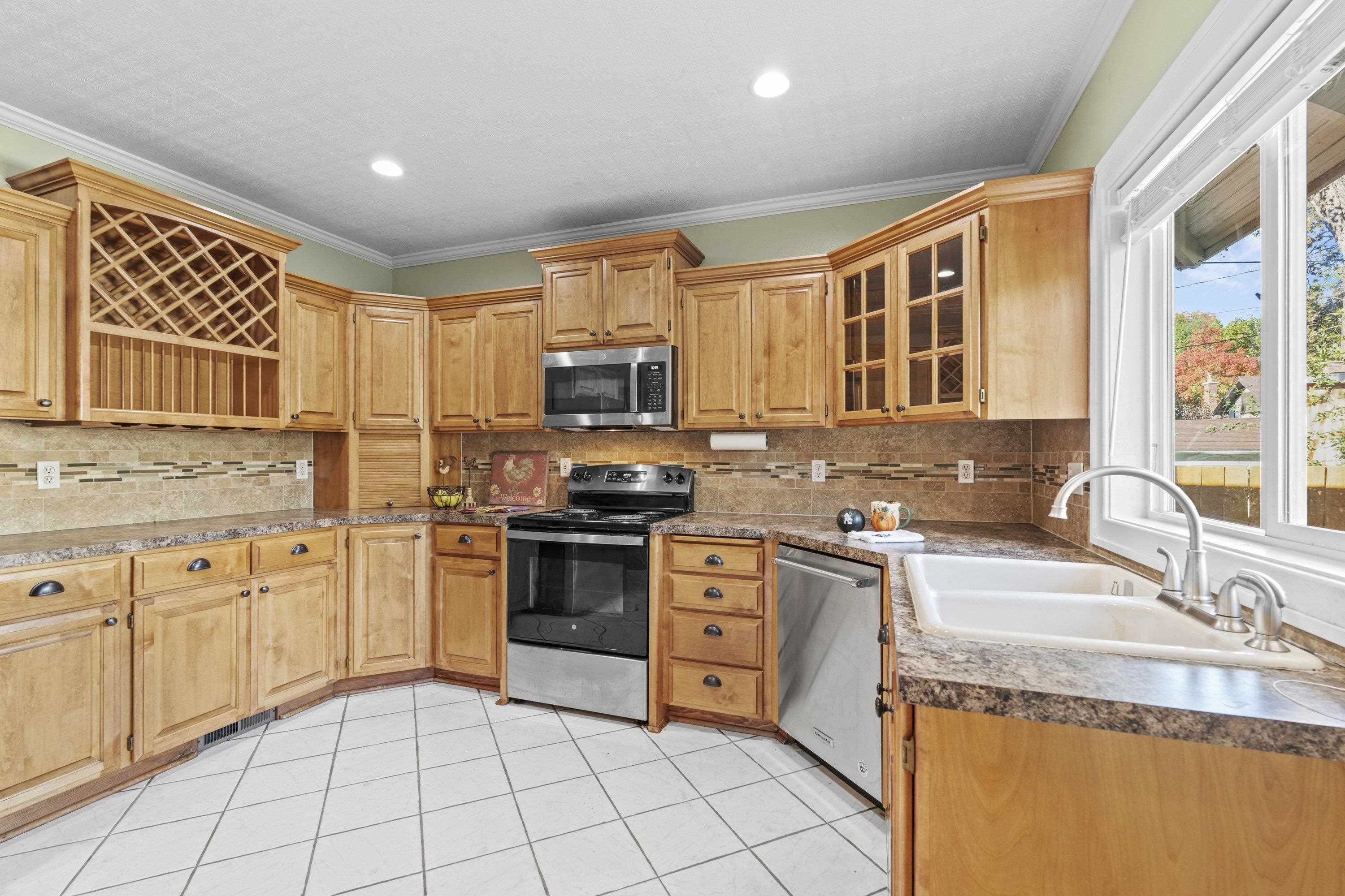 206 W Waverly Pl - Photo 14