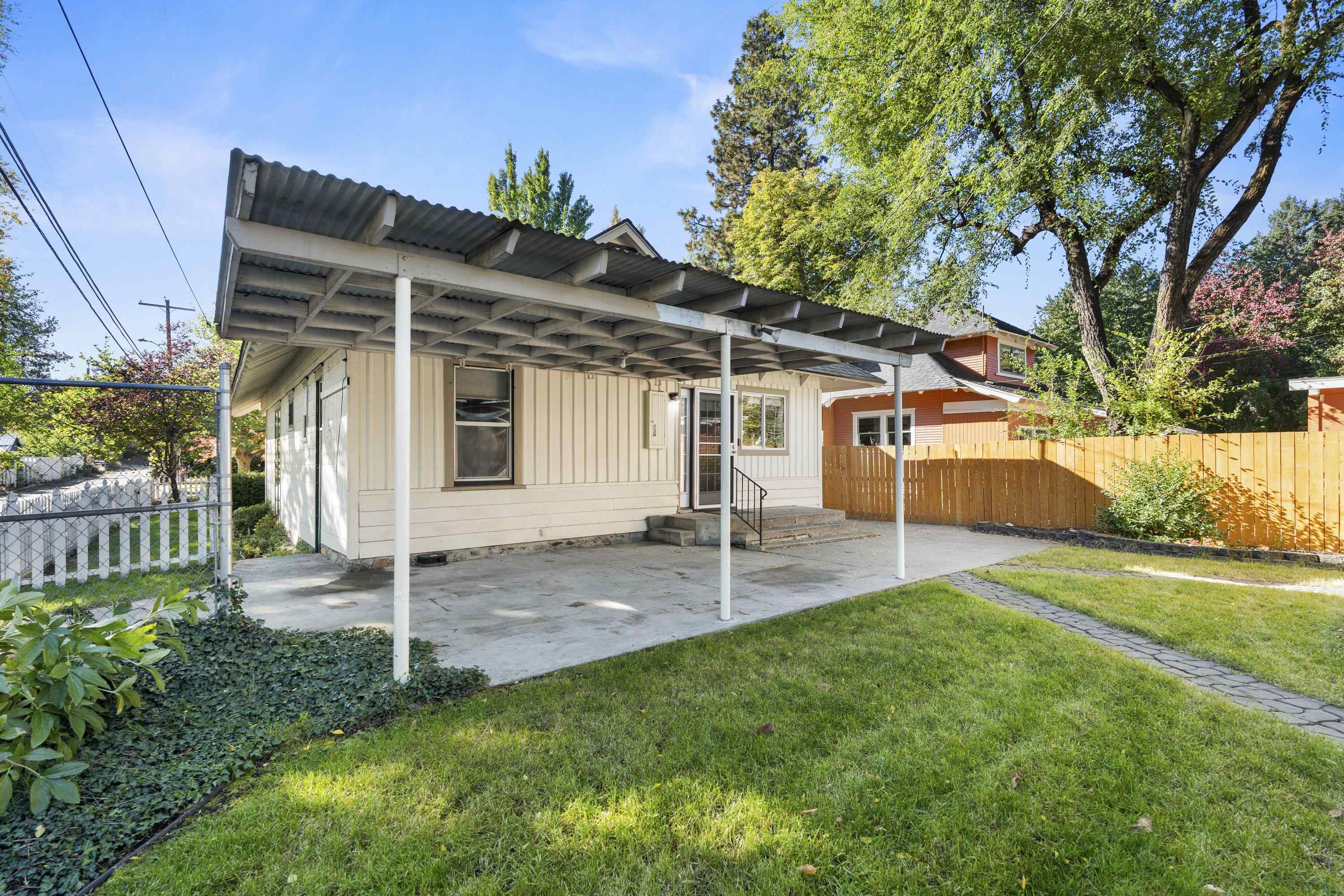 206 W Waverly Pl - Photo 43