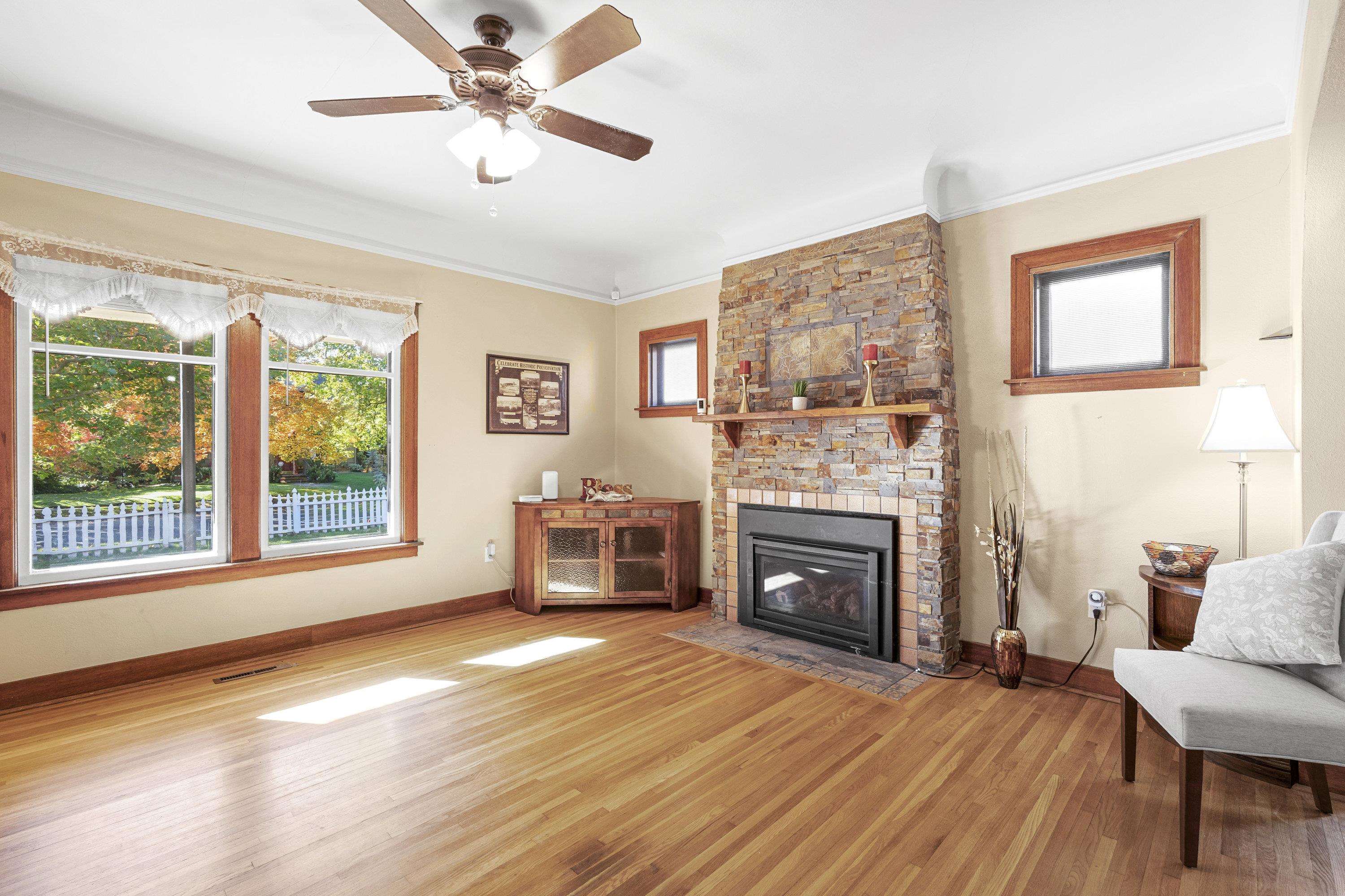 206 W Waverly Pl - Photo 10