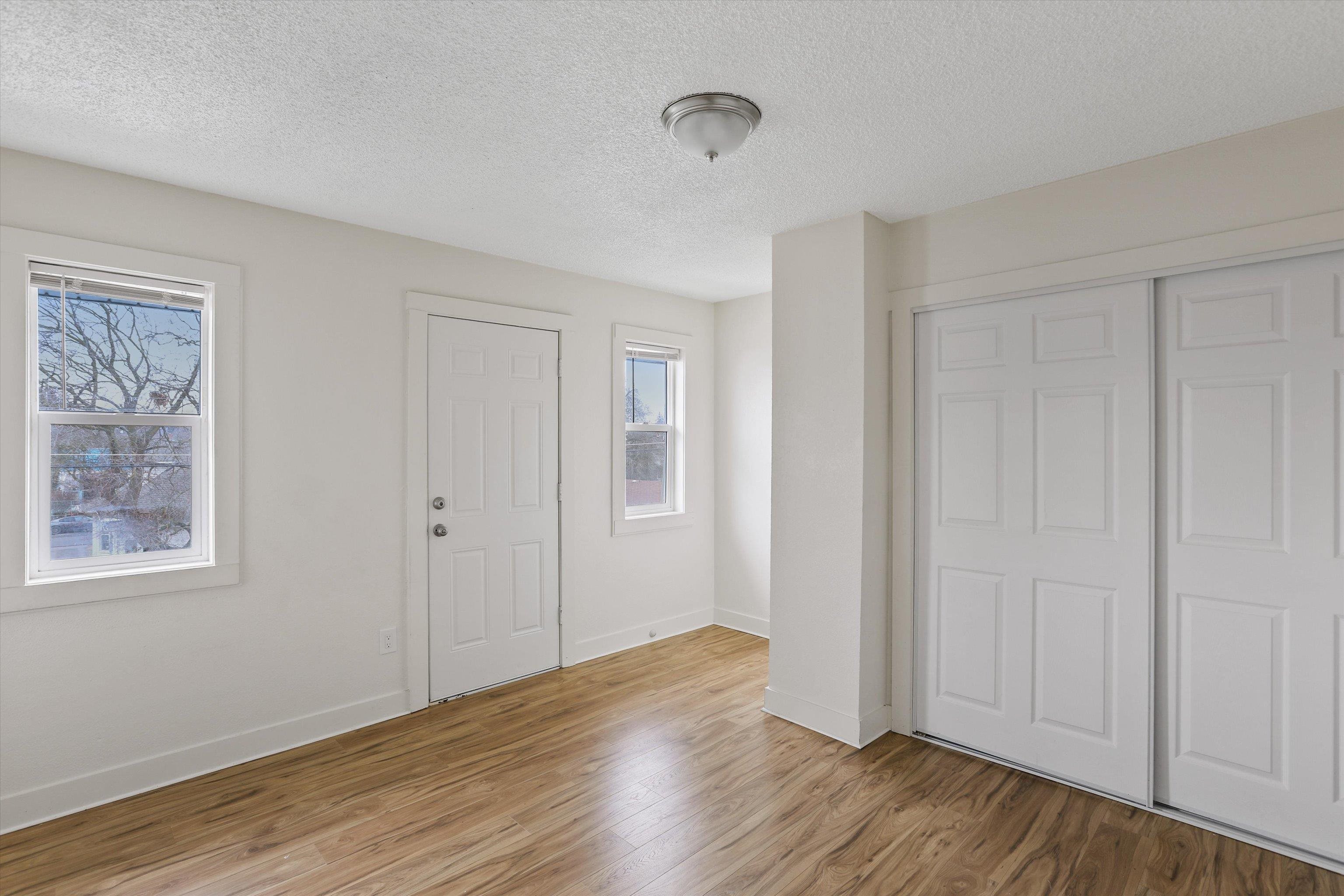 914 W Mansfield Ave - Photo 15