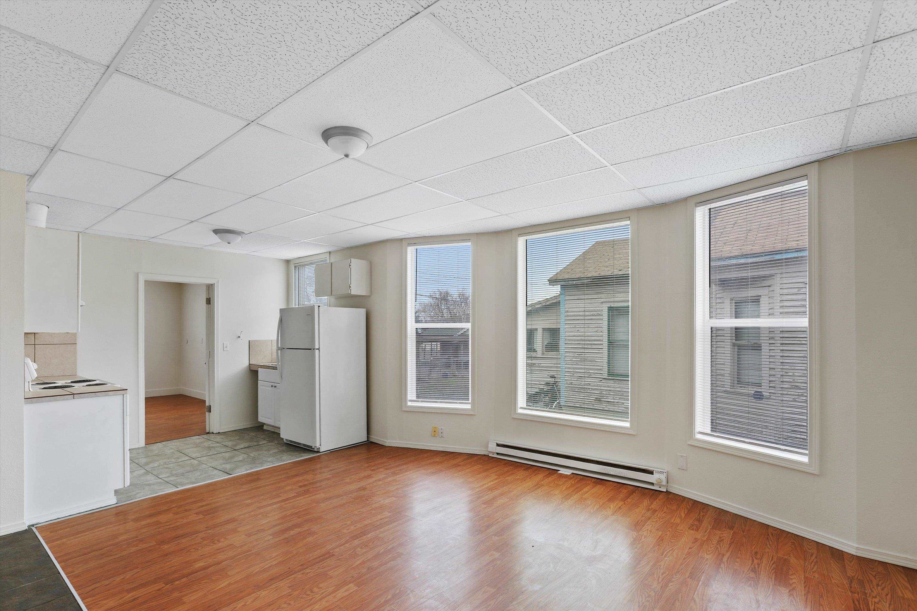 914 W Mansfield Ave - Photo 4