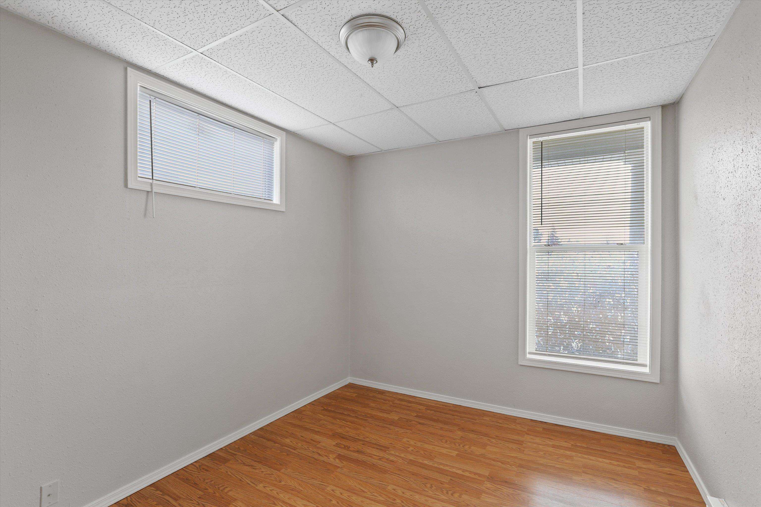914 W Mansfield Ave - Photo 10
