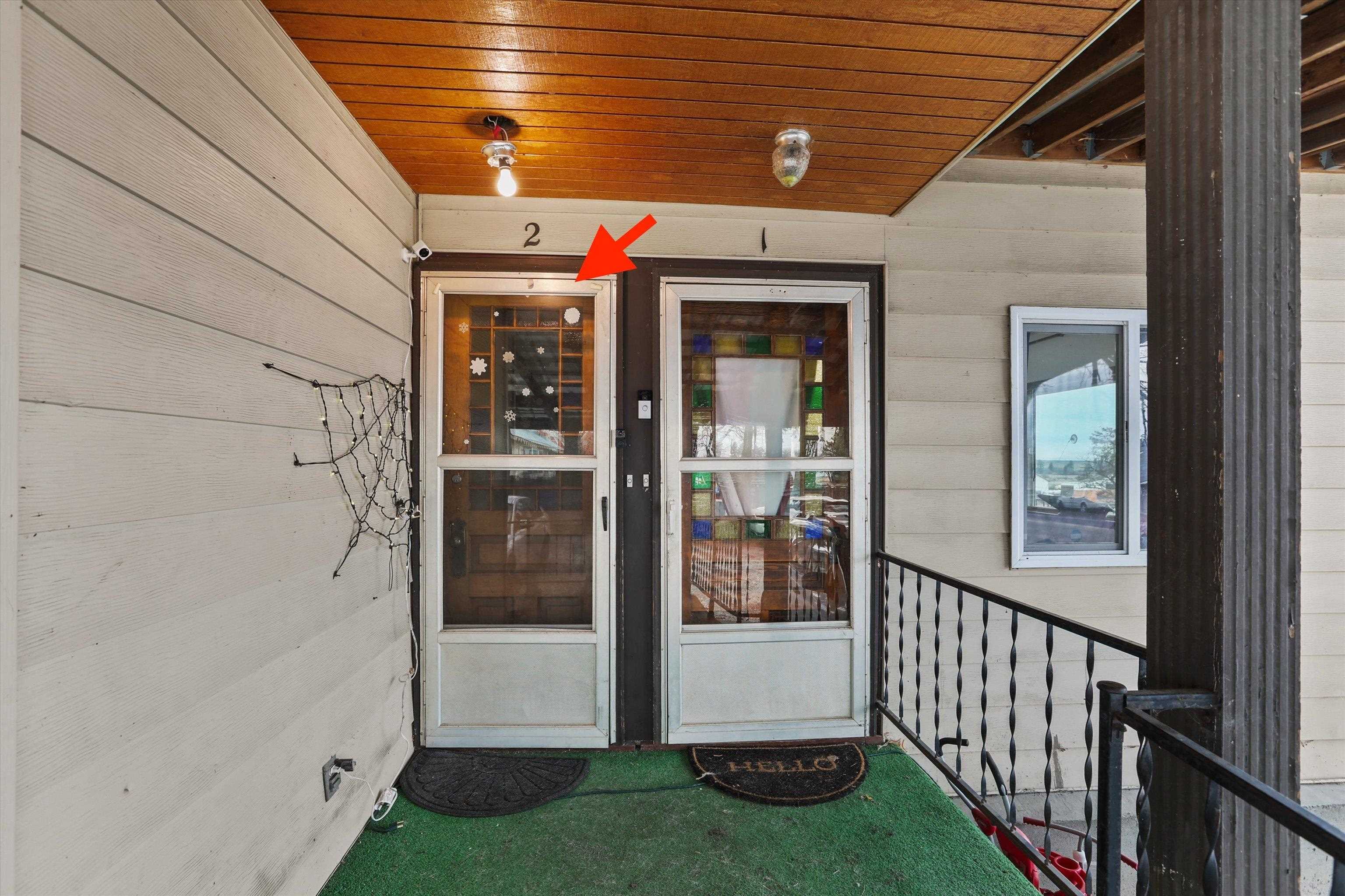 555 W Broadway Ave - Photo 17