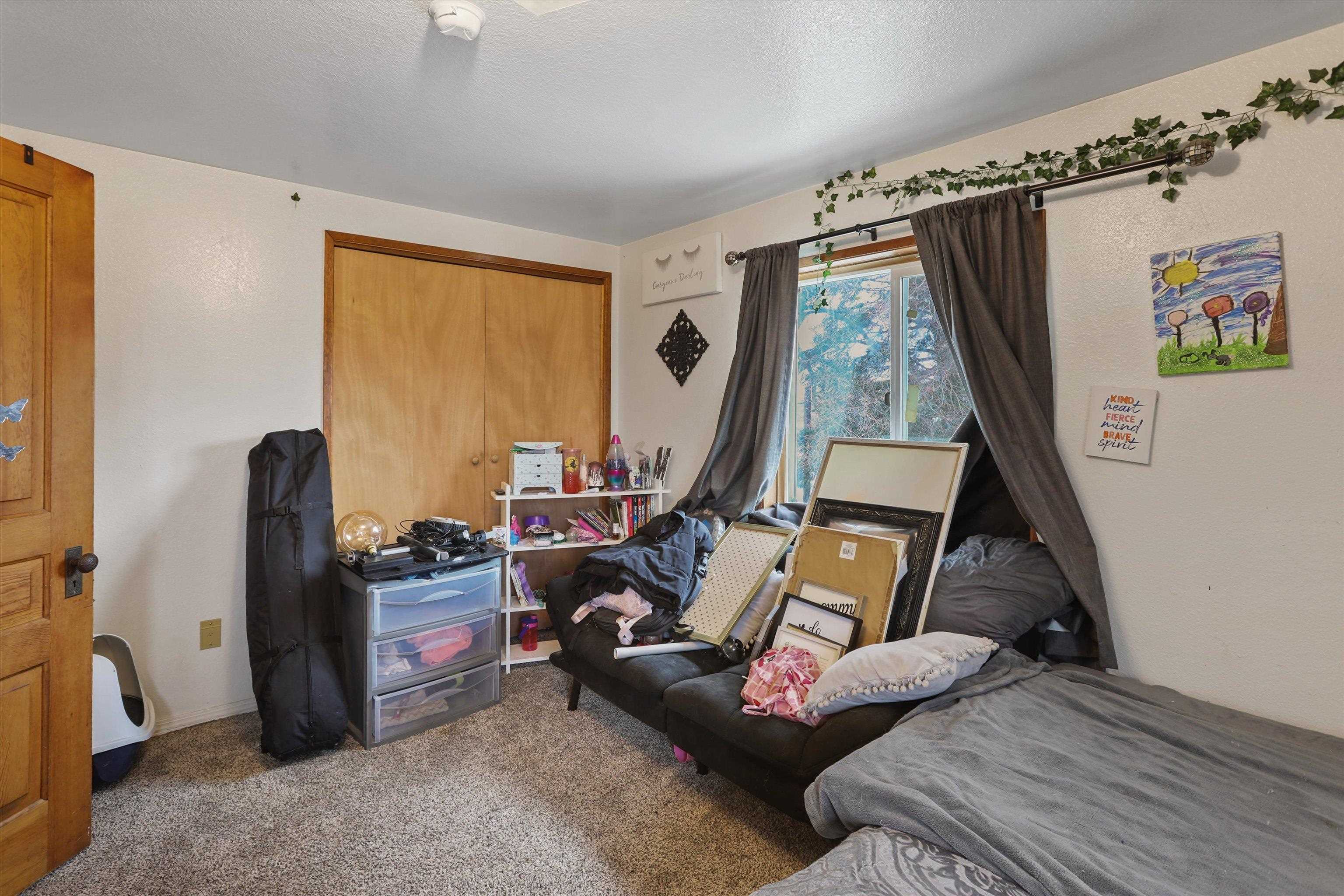 555 W Broadway Ave - Photo 27