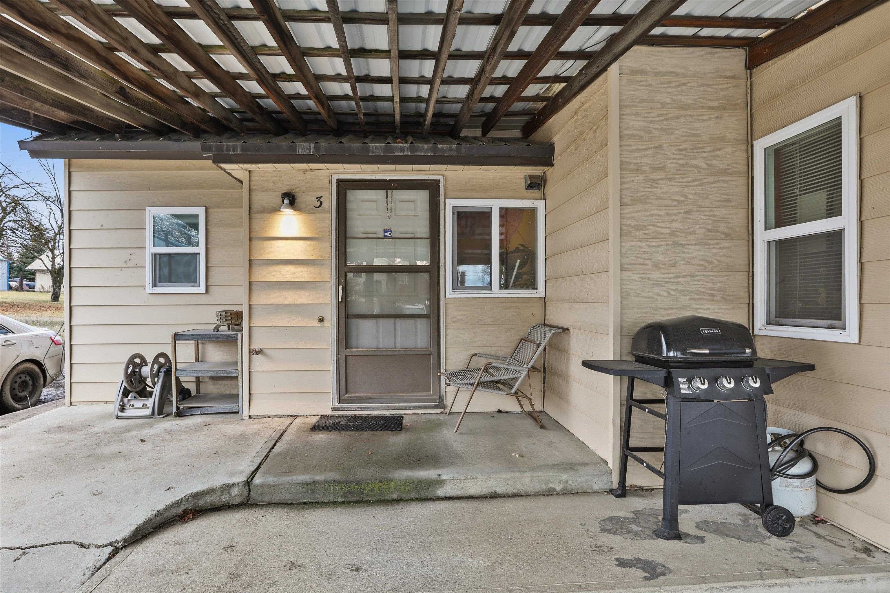 555 W Broadway Ave - Photo 28