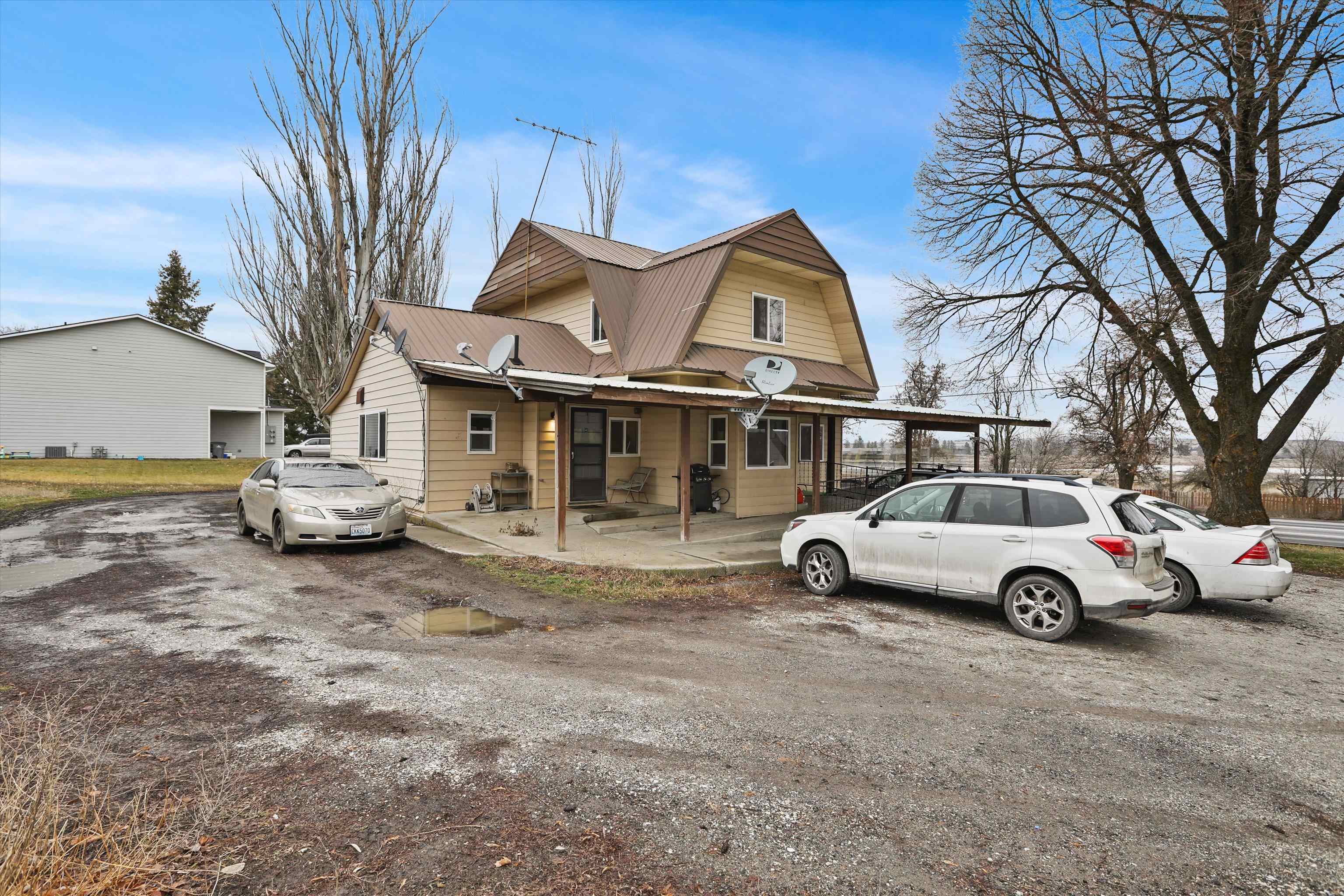 555 W Broadway Ave - Photo 4