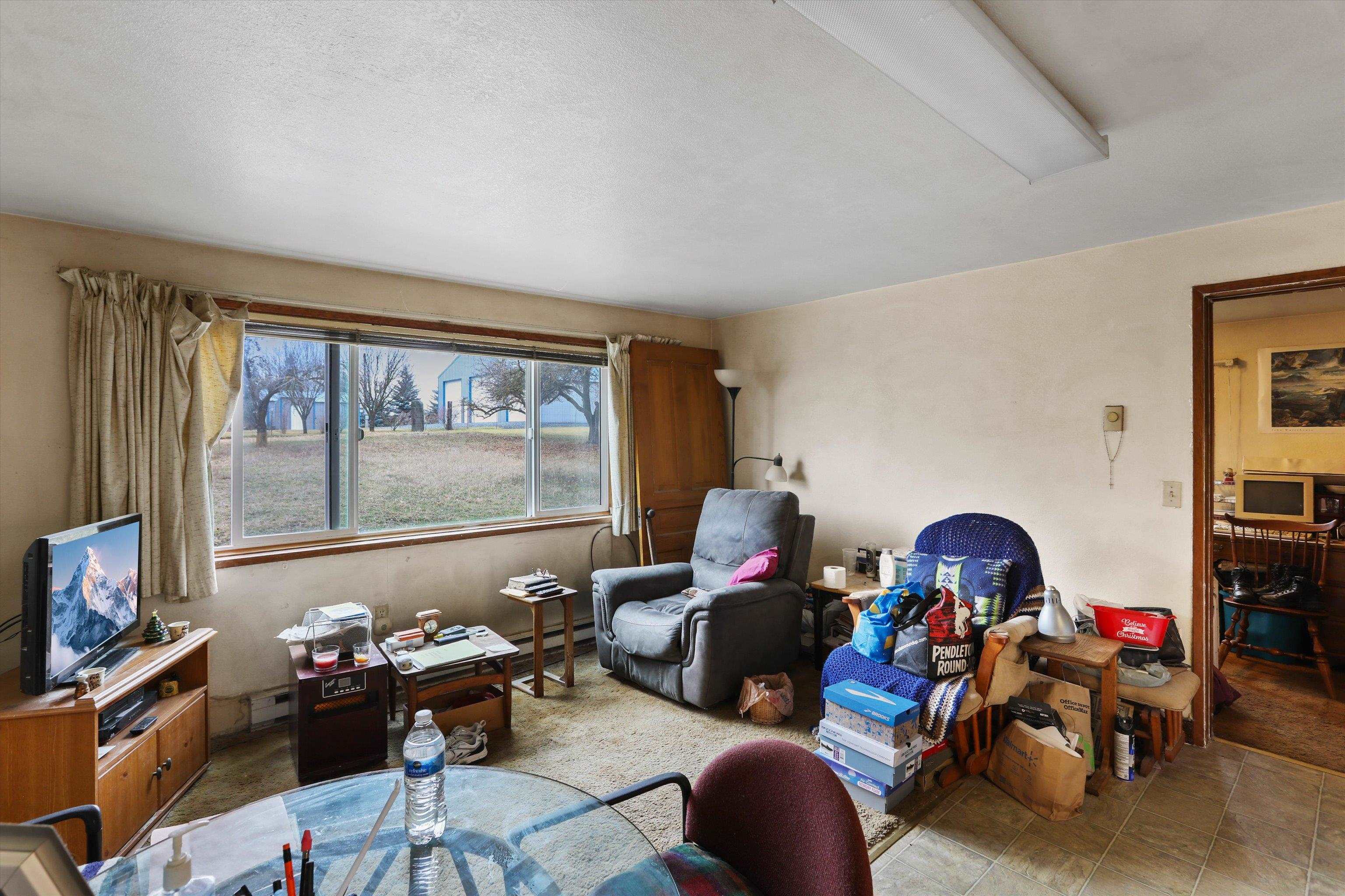 555 W Broadway Ave - Photo 32