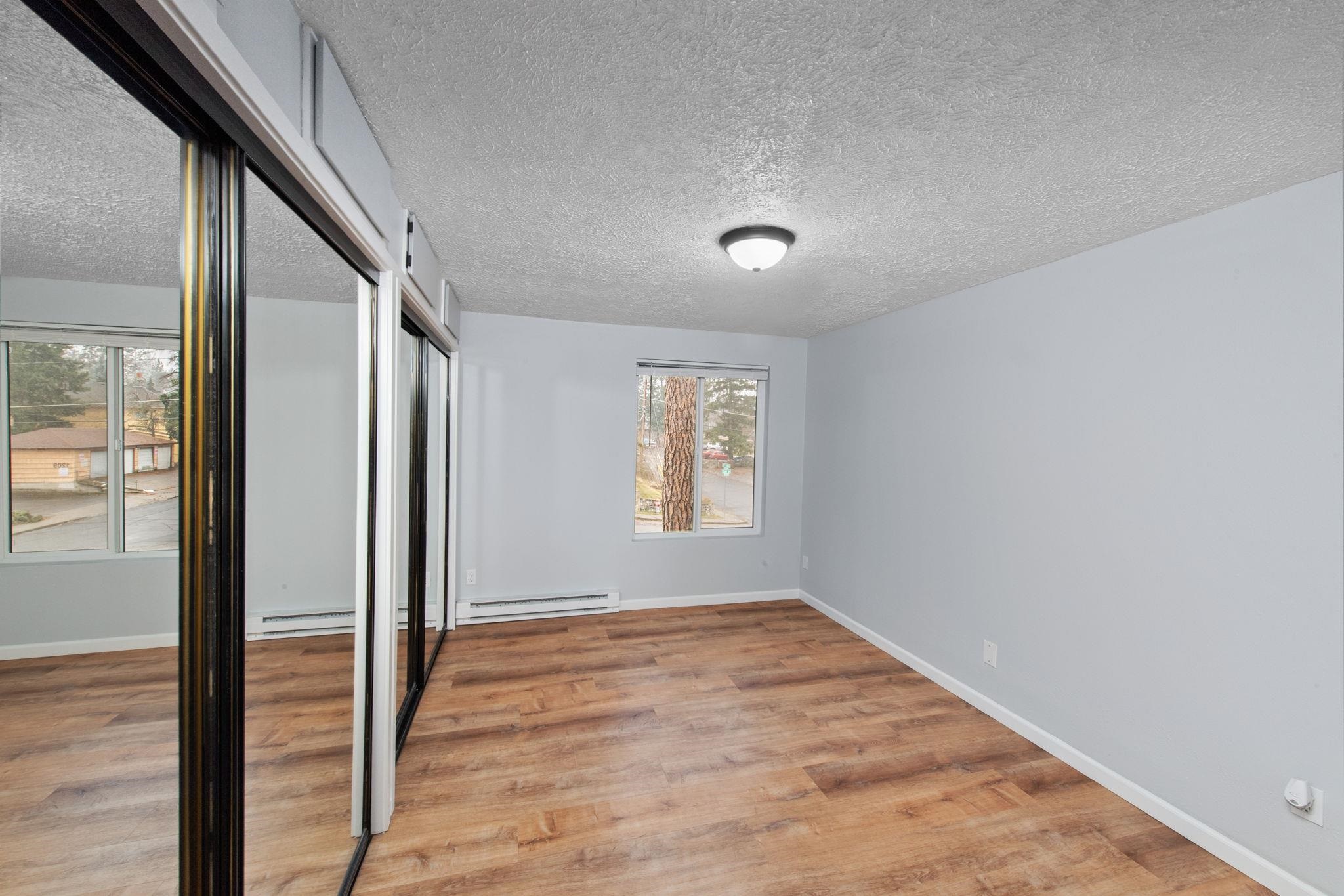 844 W Cliff Dr - Photo 18