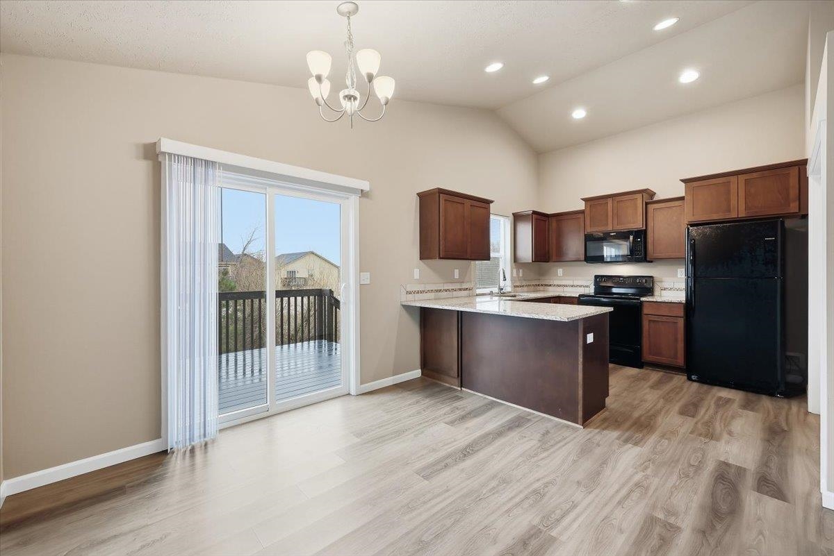 8416 N Summerhill Ln - Photo 7