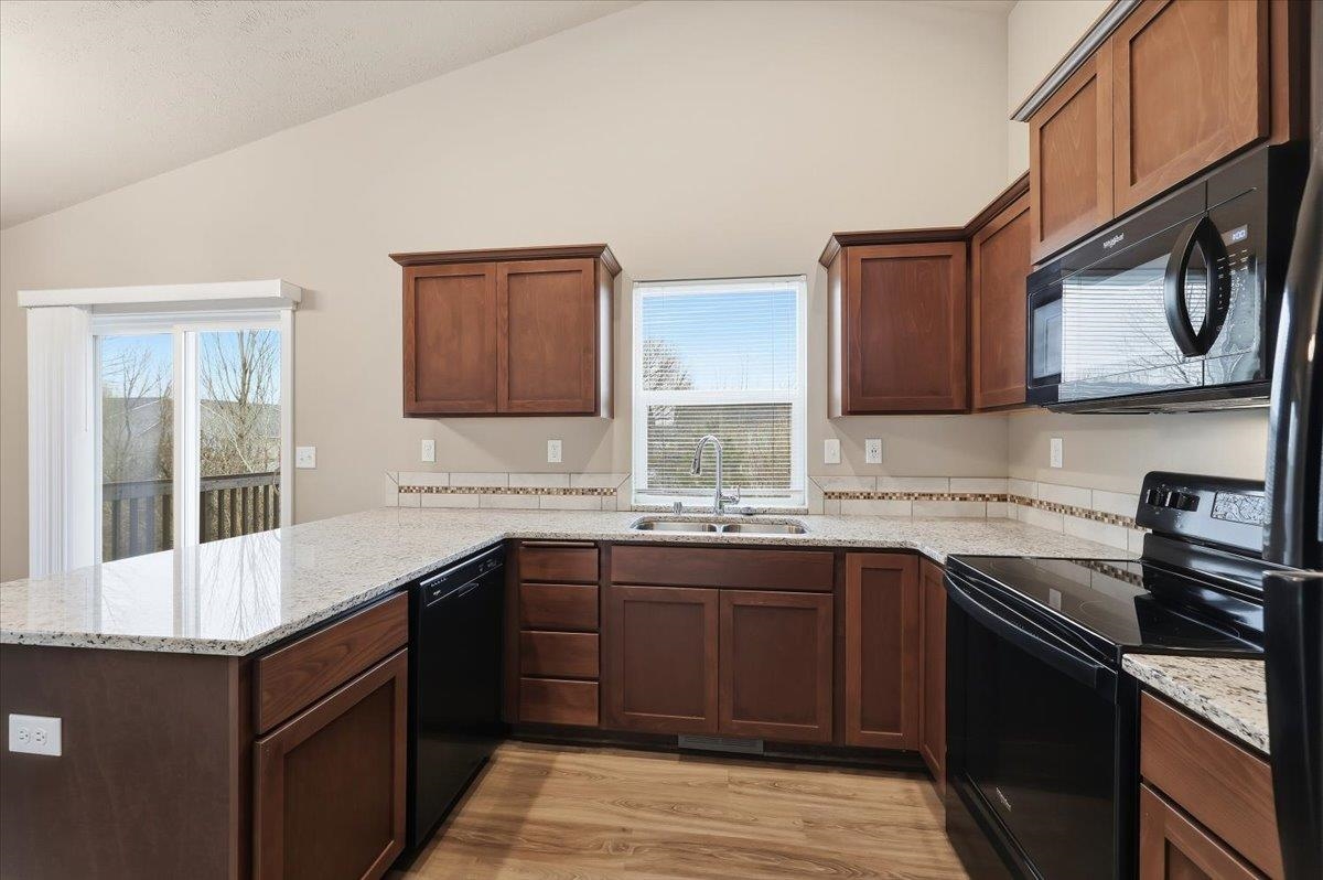 8416 N Summerhill Ln - Photo 8