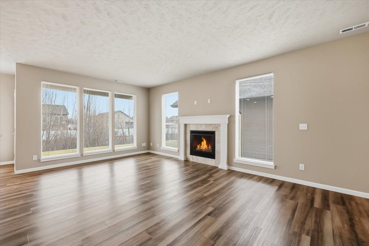 8404 N Summerhill Ln - Photo 2