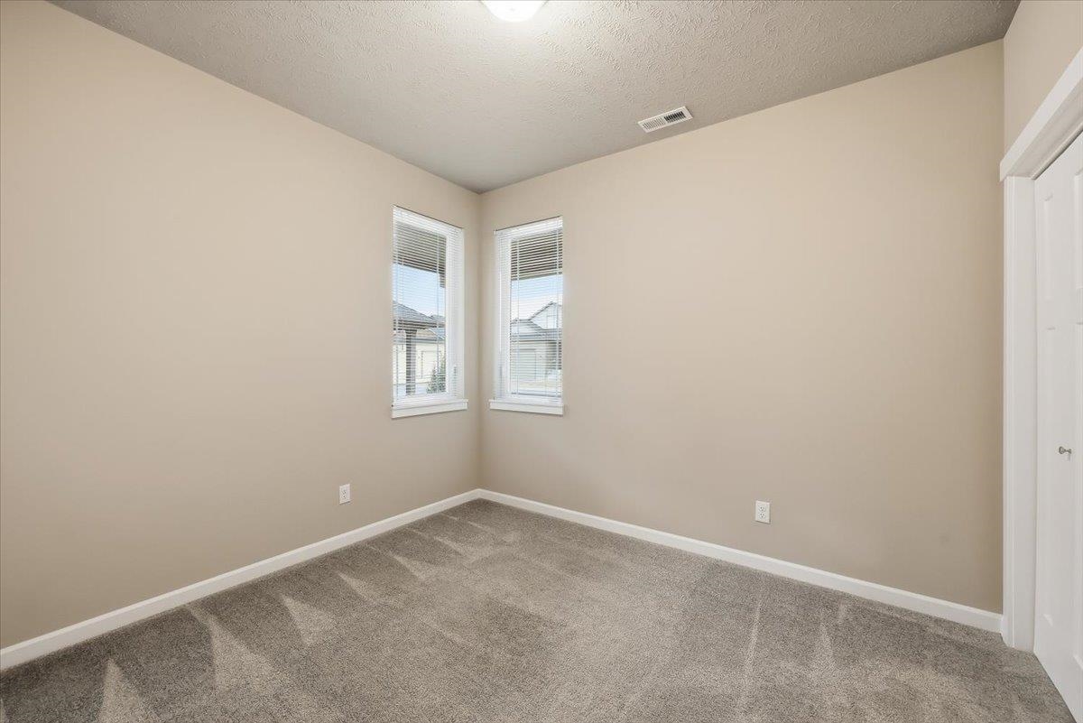 8404 N Summerhill Ln - Photo 13