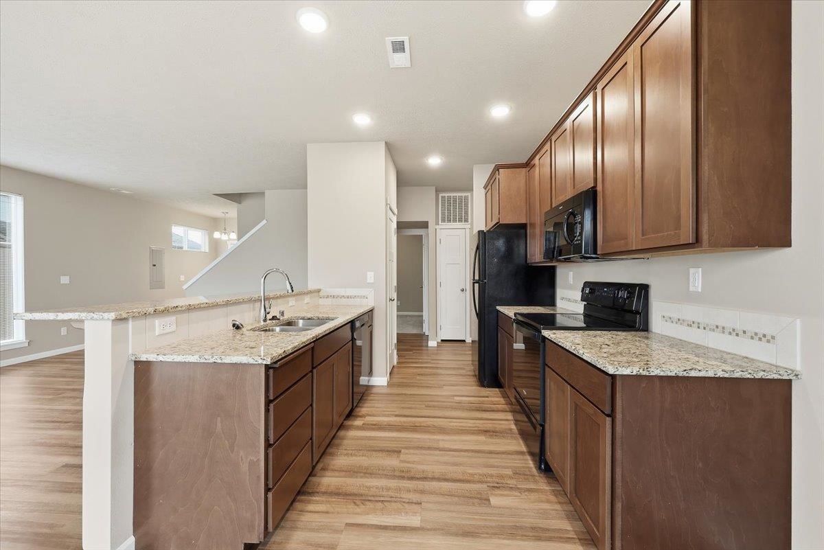 8404 N Summerhill Ln - Photo 5