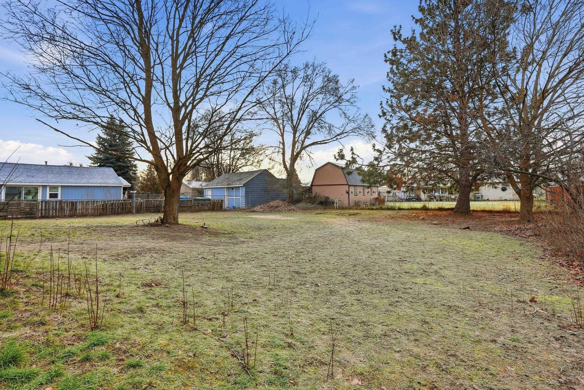 14010-14012 E Broadway Ave - Photo 12