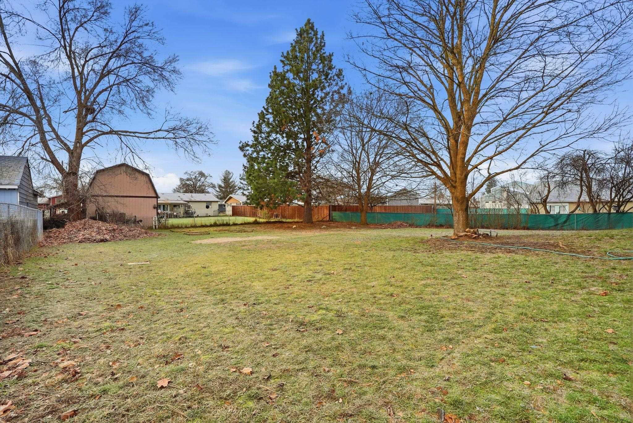 14010-14012 E Broadway Ave - Photo 10