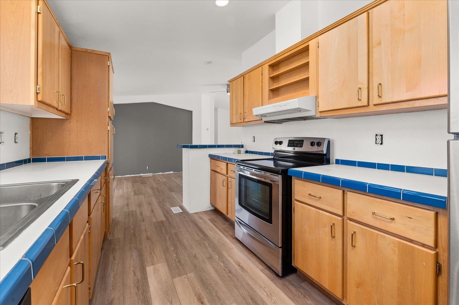 255 SW Railroad St - Photo 16