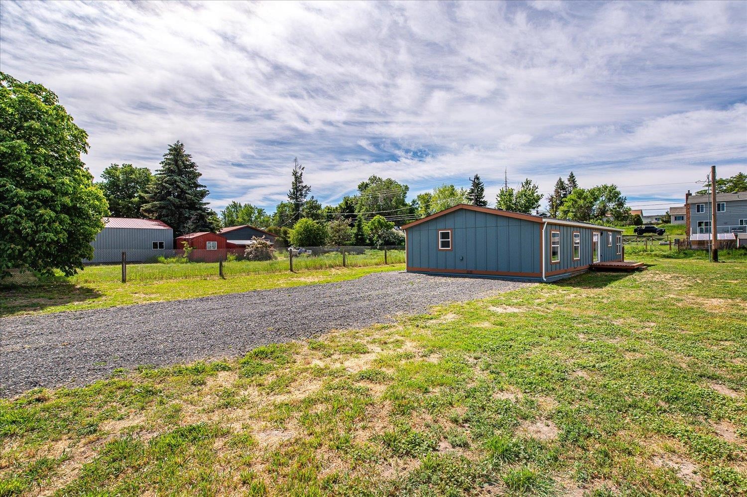 255 SW Railroad St - Photo 26