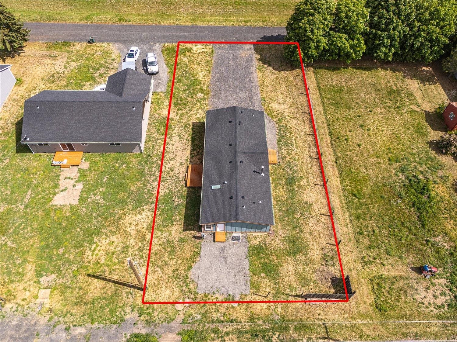 255 SW Railroad St - Photo 33