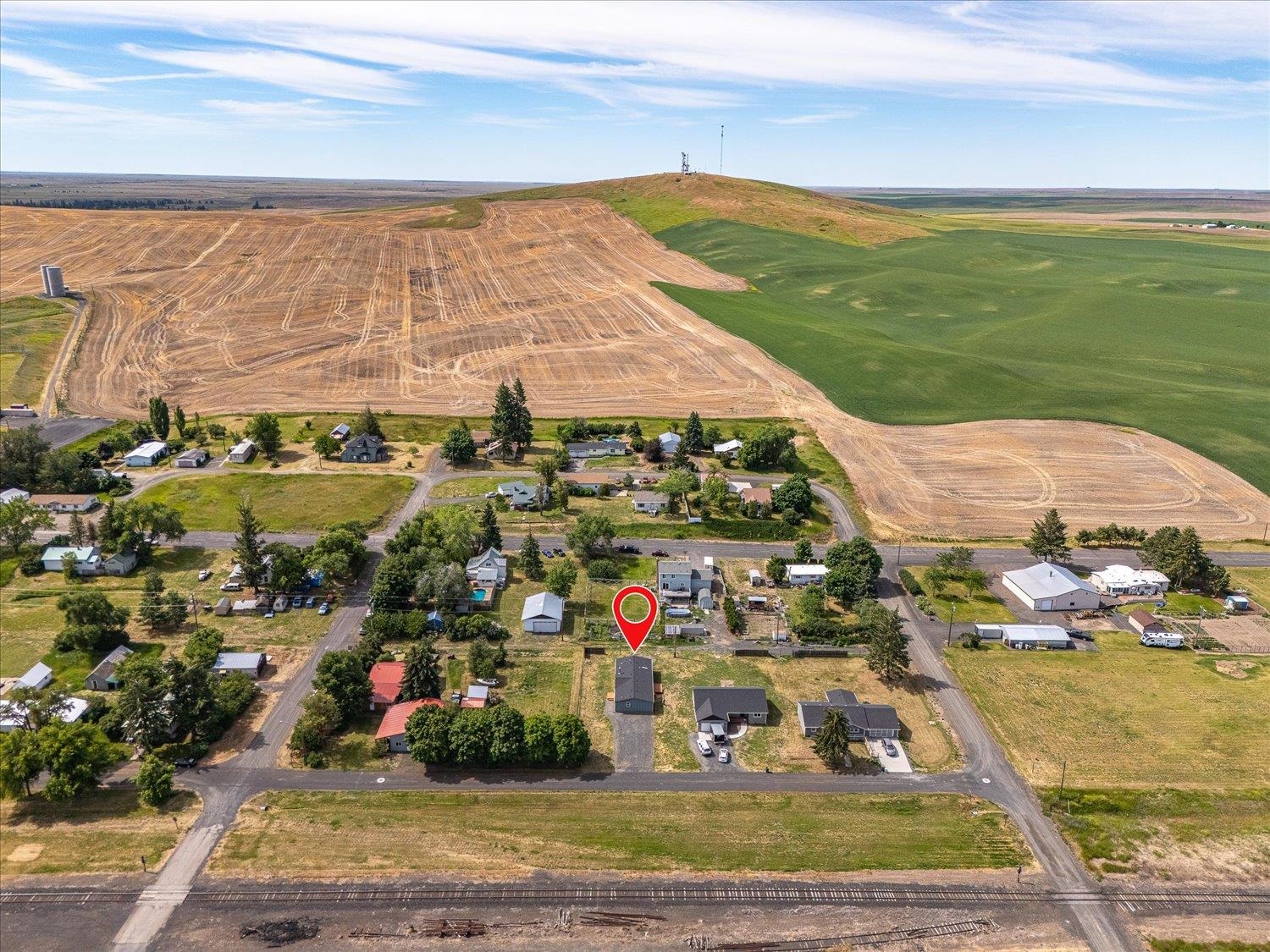 255 SW Railroad St - Photo 42