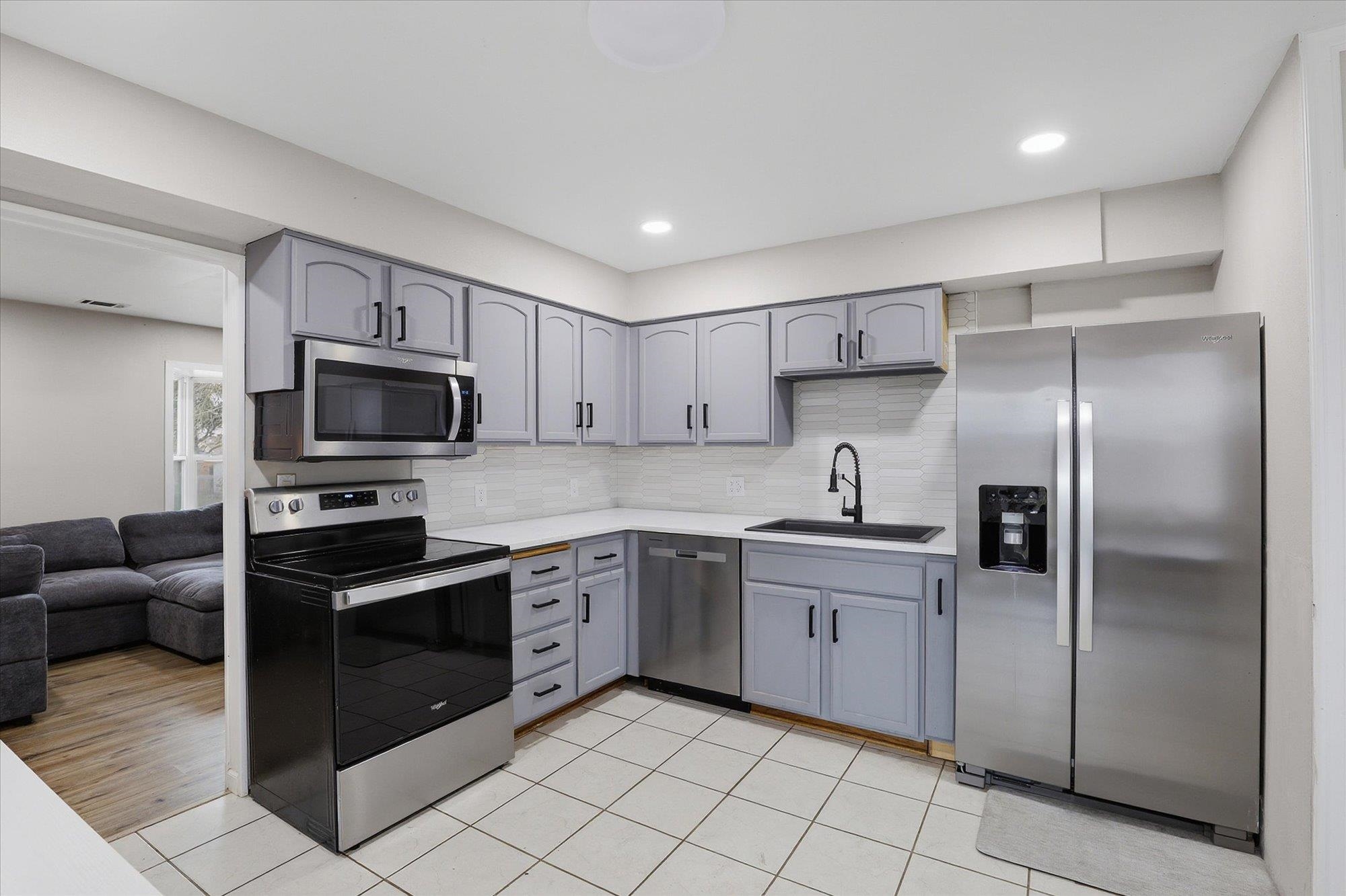 511 E Euclid Ave - Photo 12
