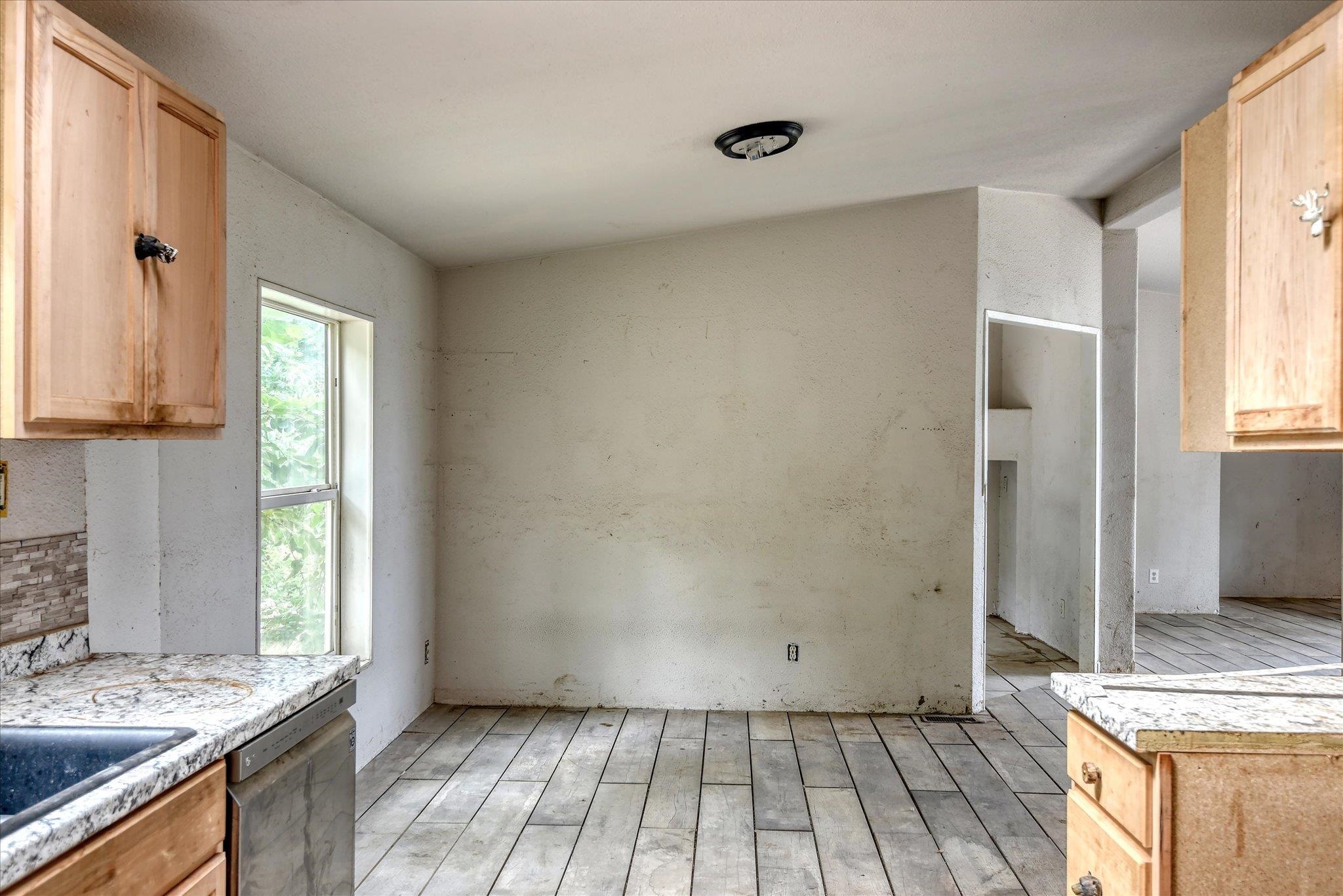 11641 W Newman Lake Dr - Photo 19