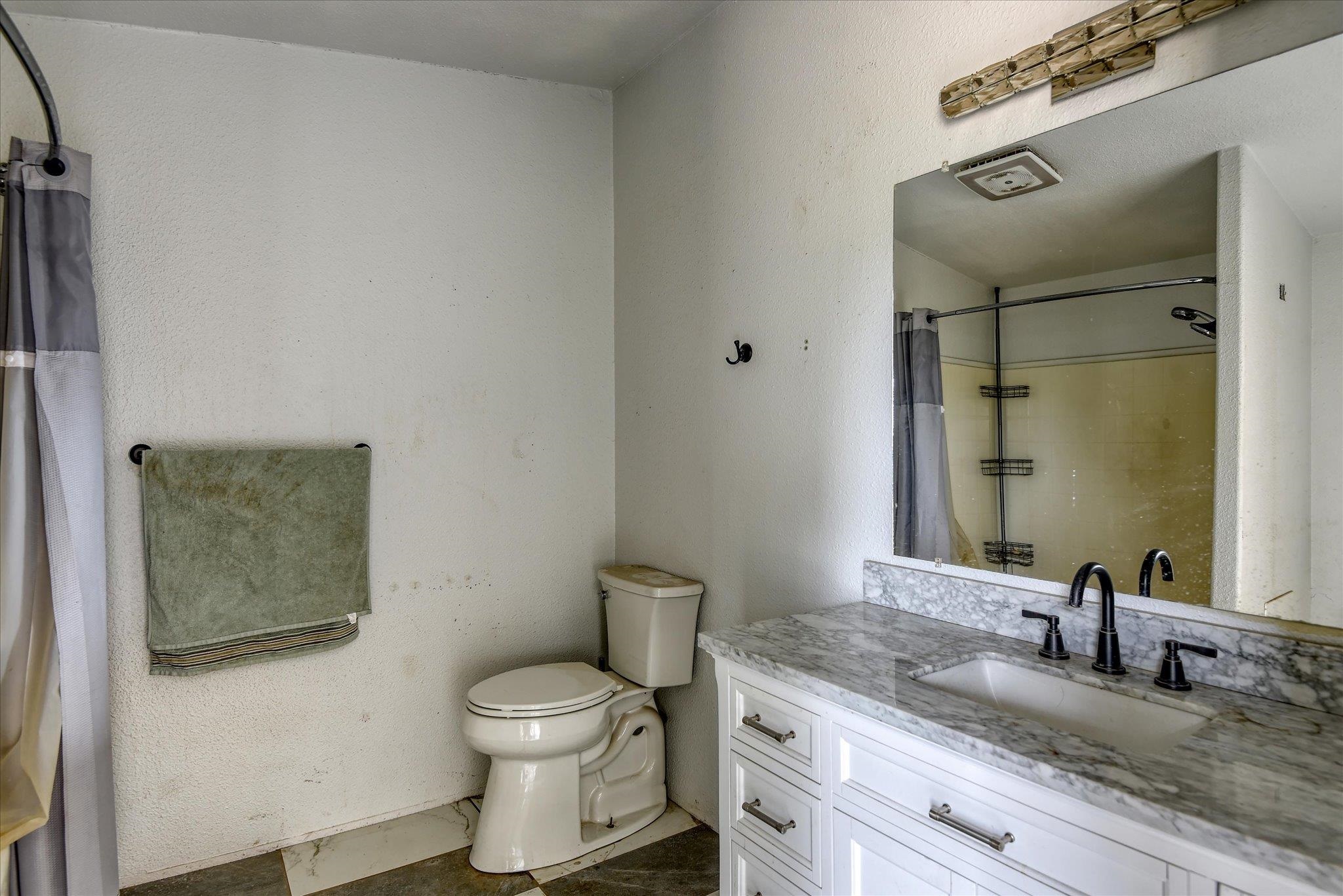 11641 W Newman Lake Dr - Photo 7